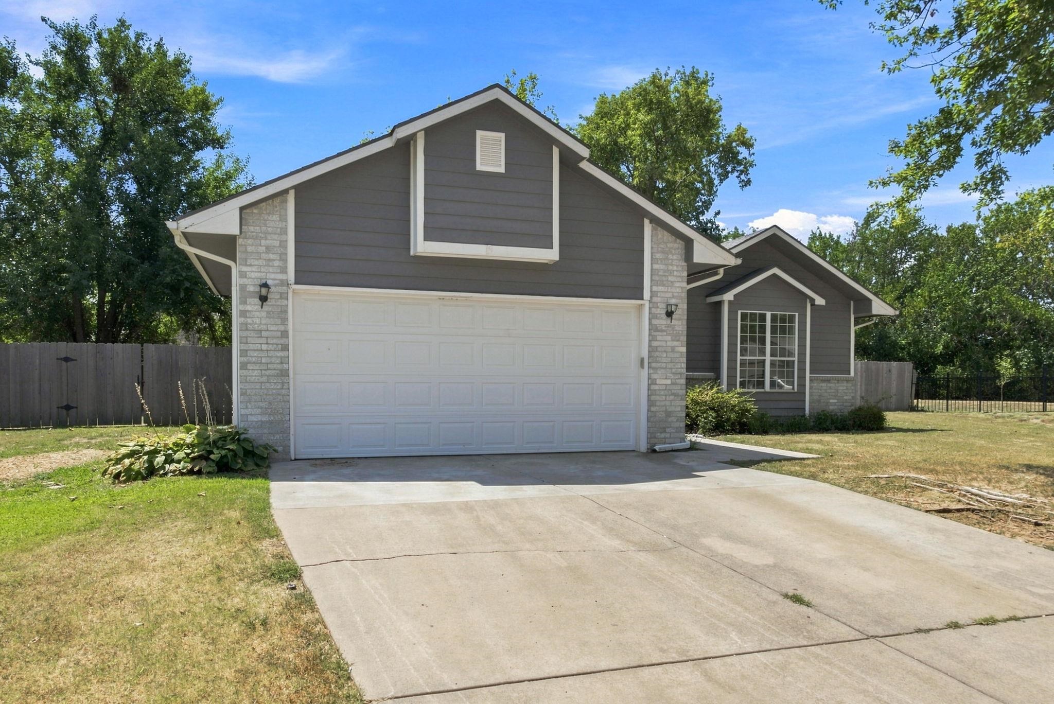 345 S Firefly Ct Property Photo 3
