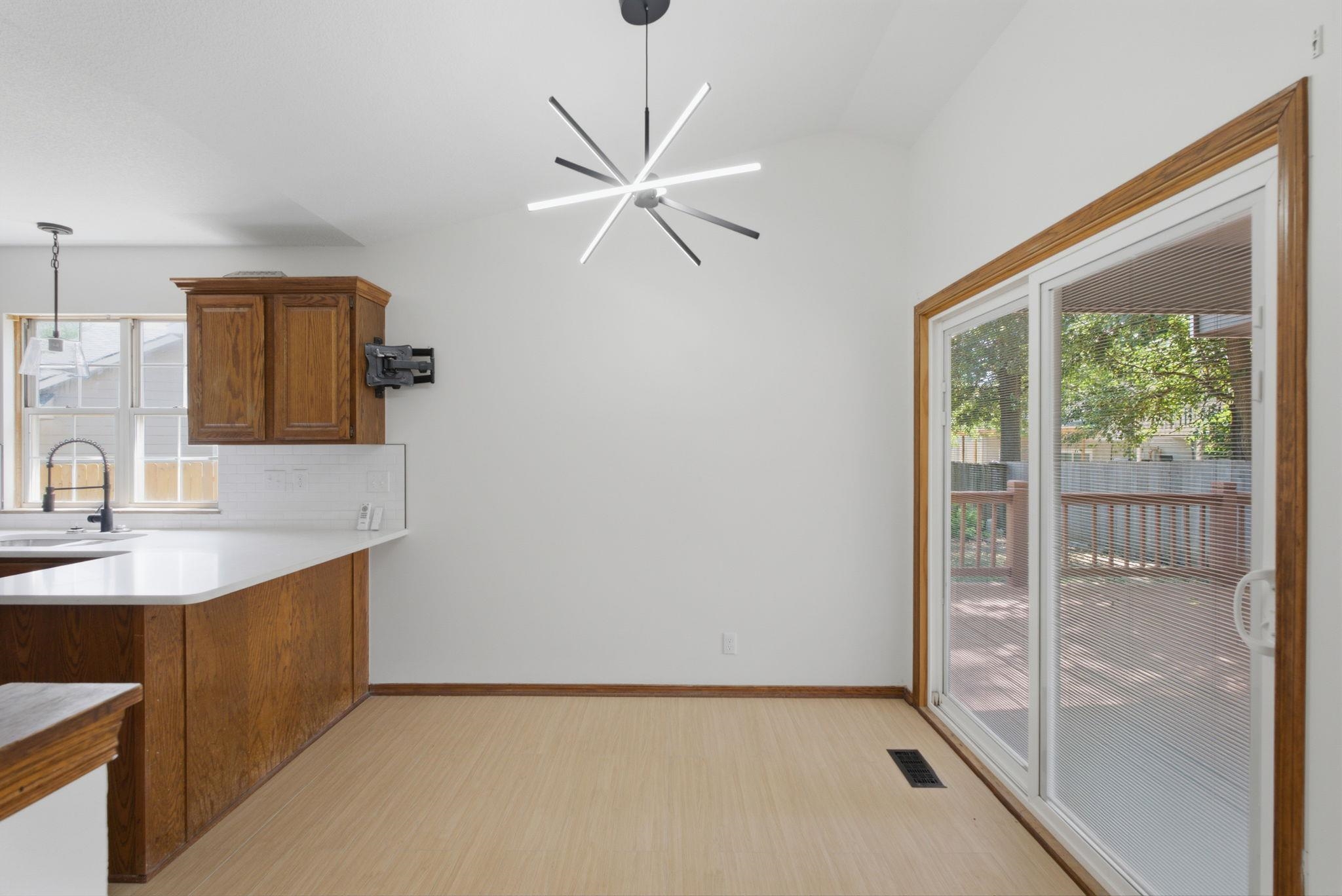 345 S Firefly Ct Property Photo 9