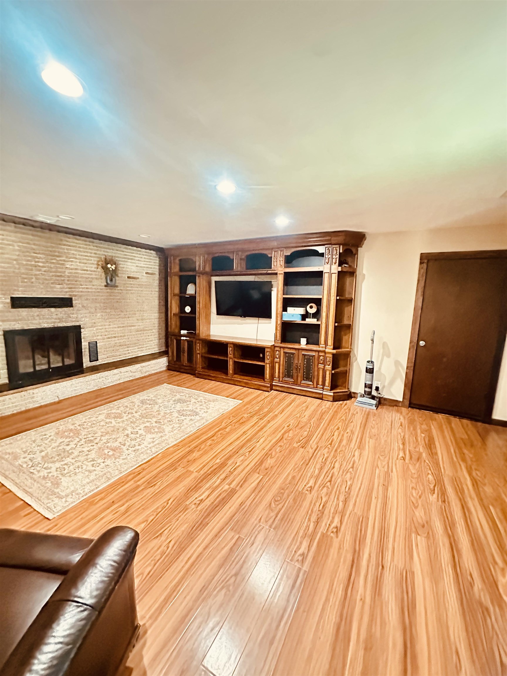 342 S Winterset Ln Property Photo 6