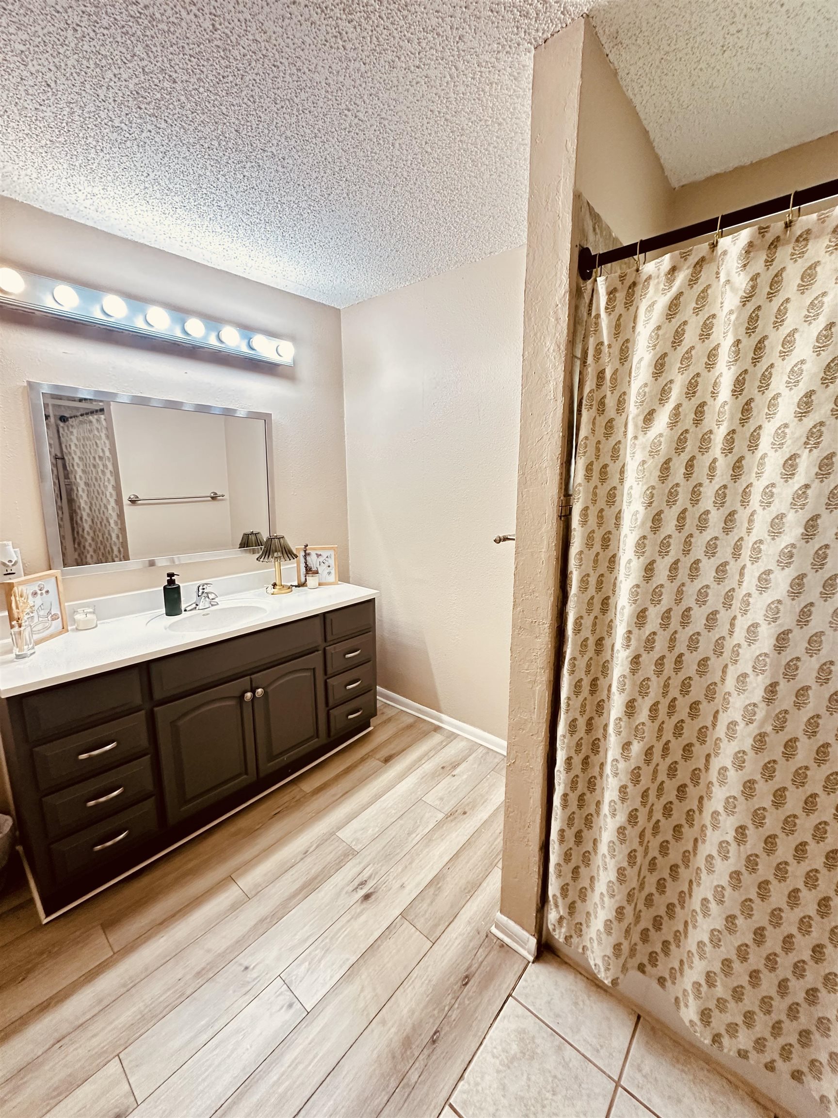 342 S Winterset Ln Property Photo 14