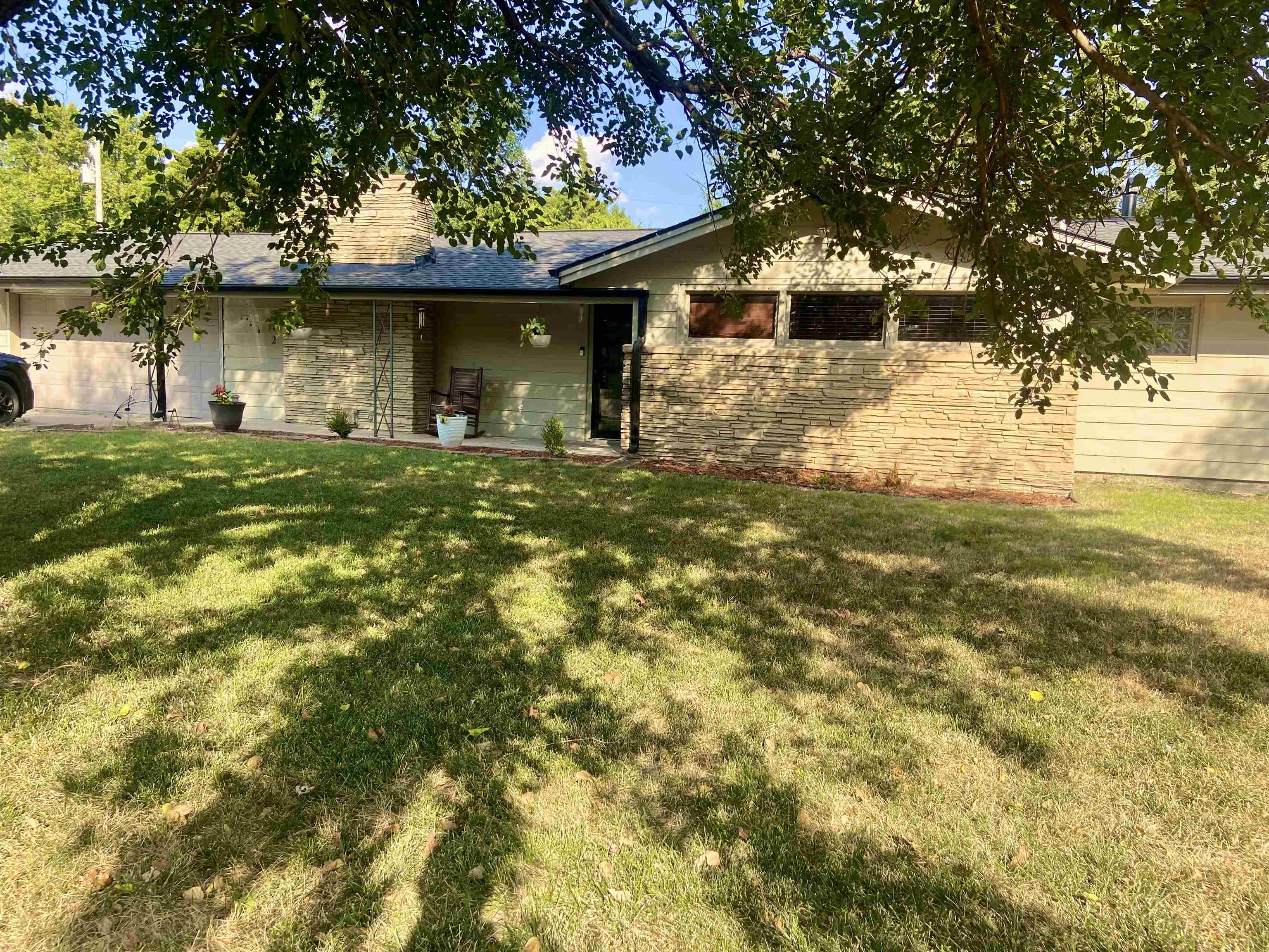 342 S Winterset Ln Property Photo 23