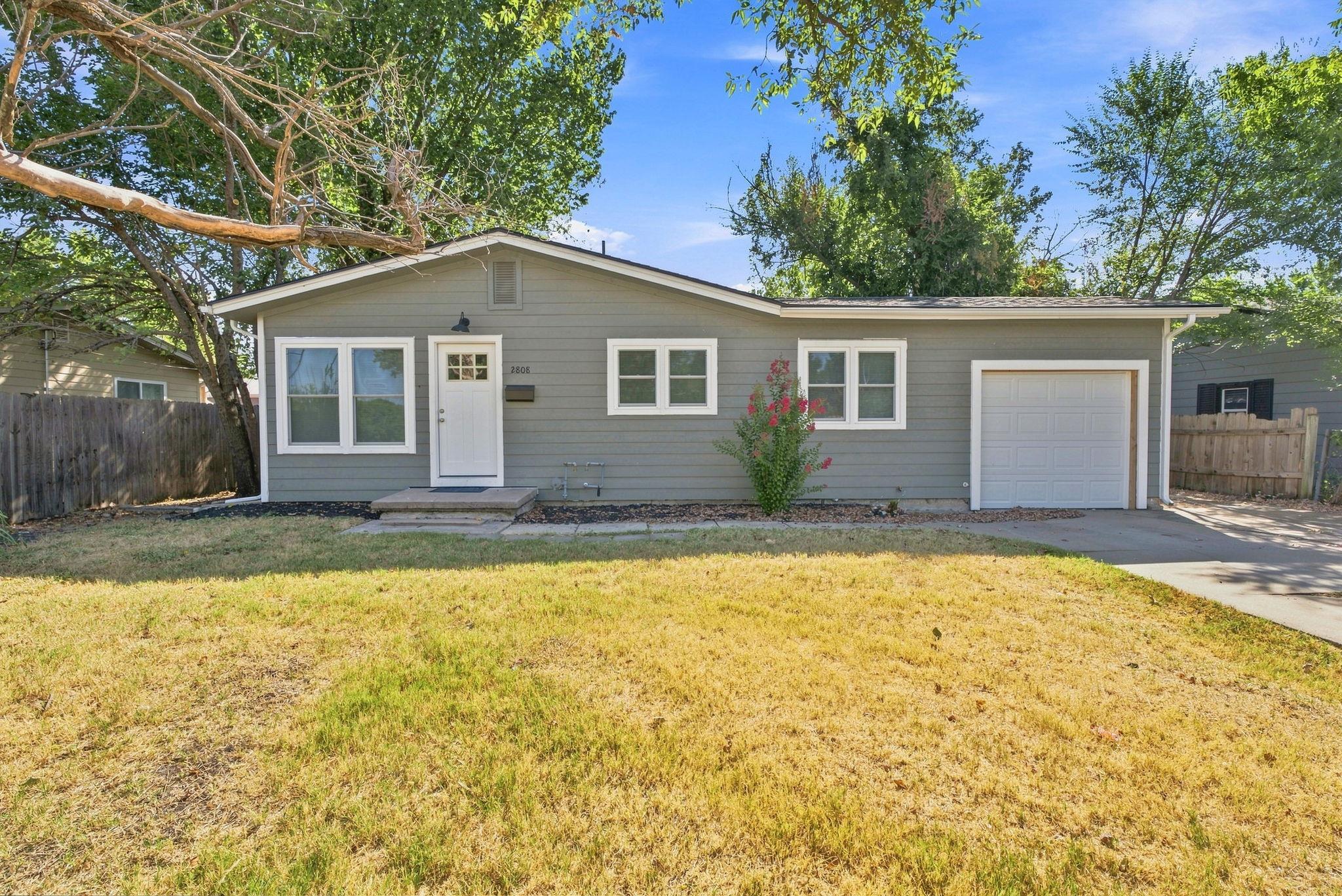 2808 S Glenn Ave Property Photo 1