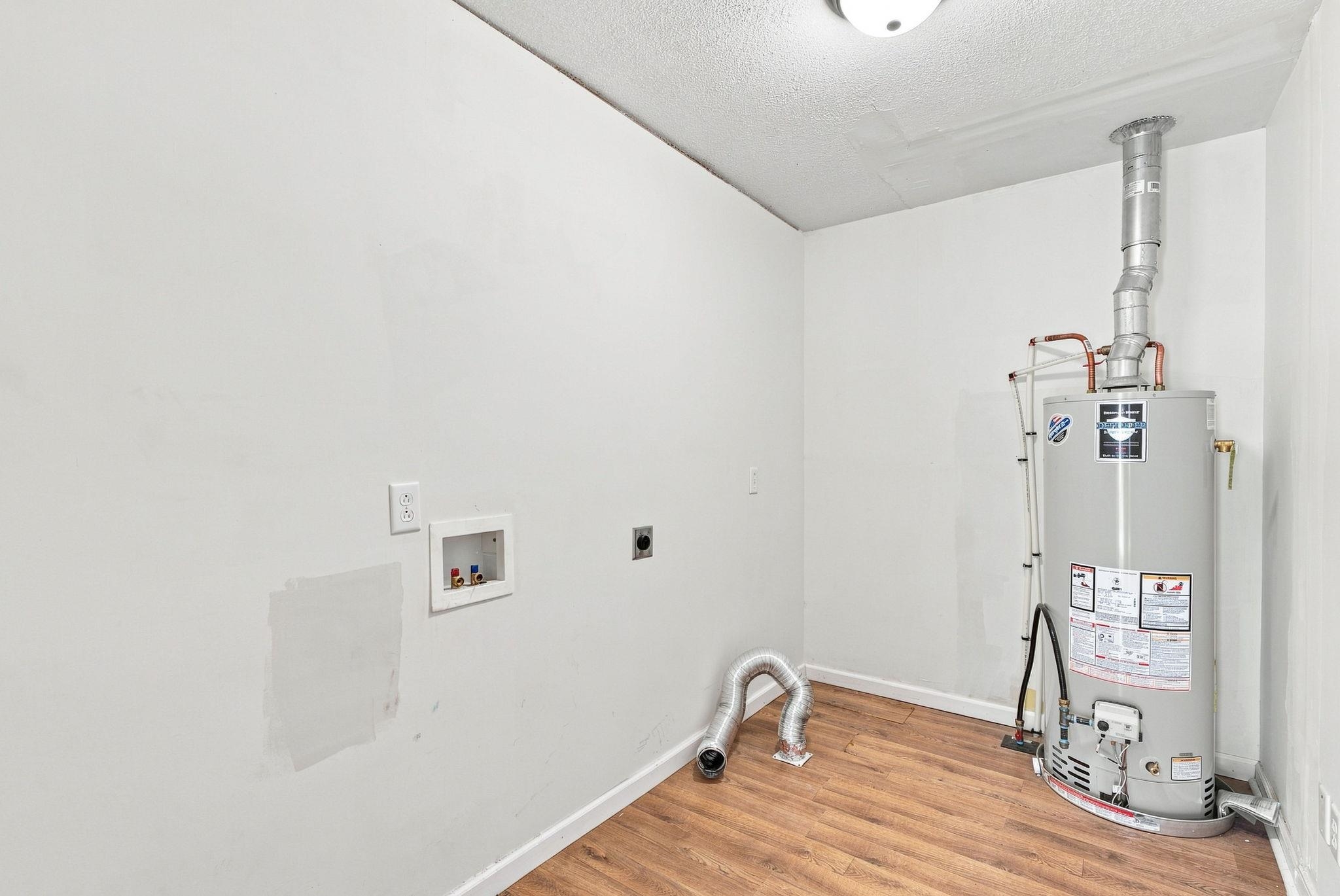 2808 S Glenn Ave Property Photo 10