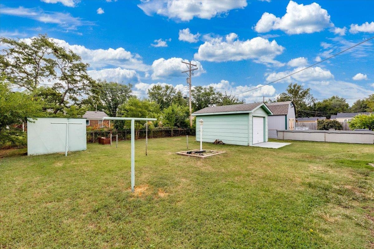 2834 S Laura St Property Photo 30