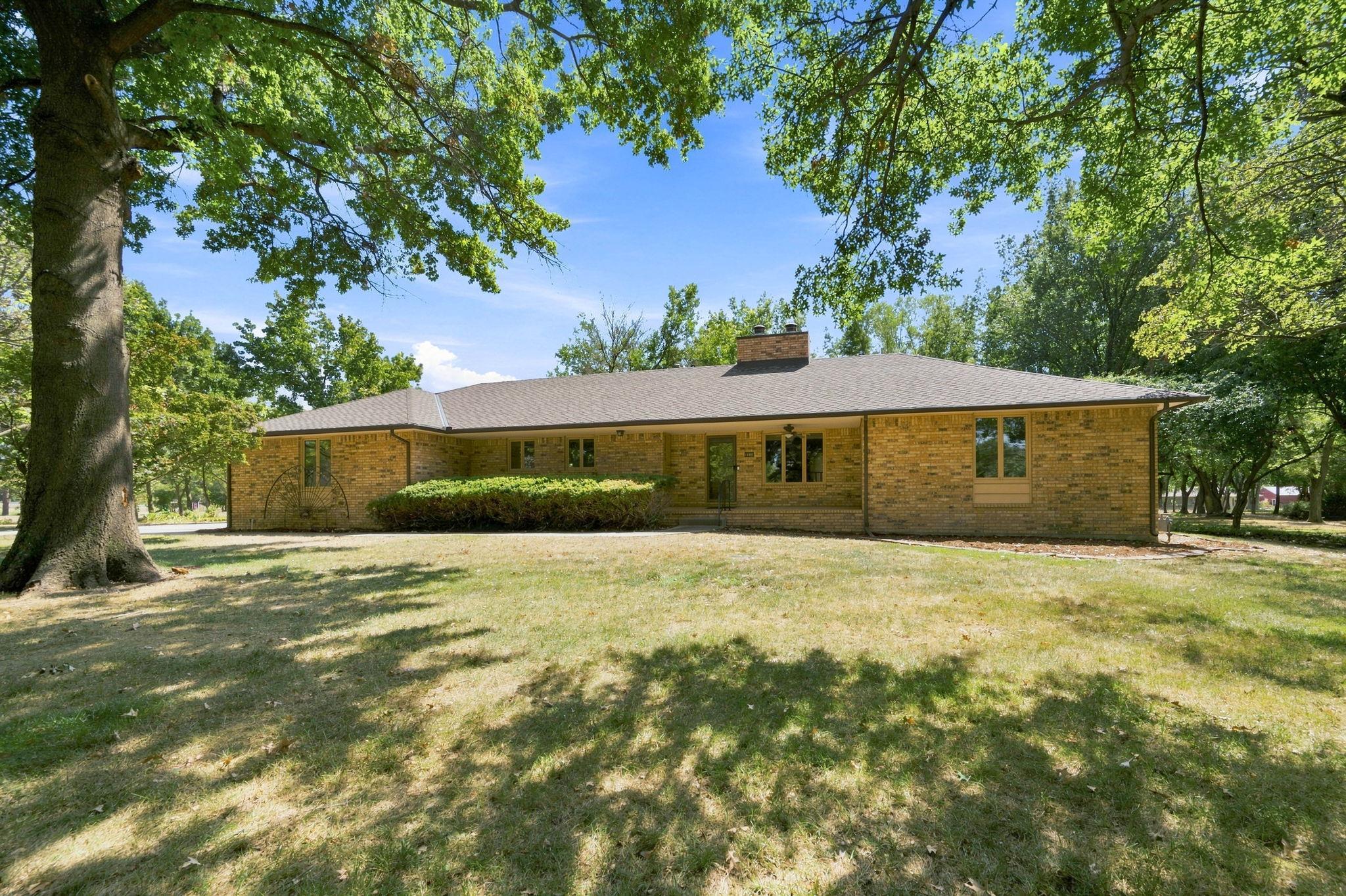 12401 W Eberly Ct. Property Photo 3