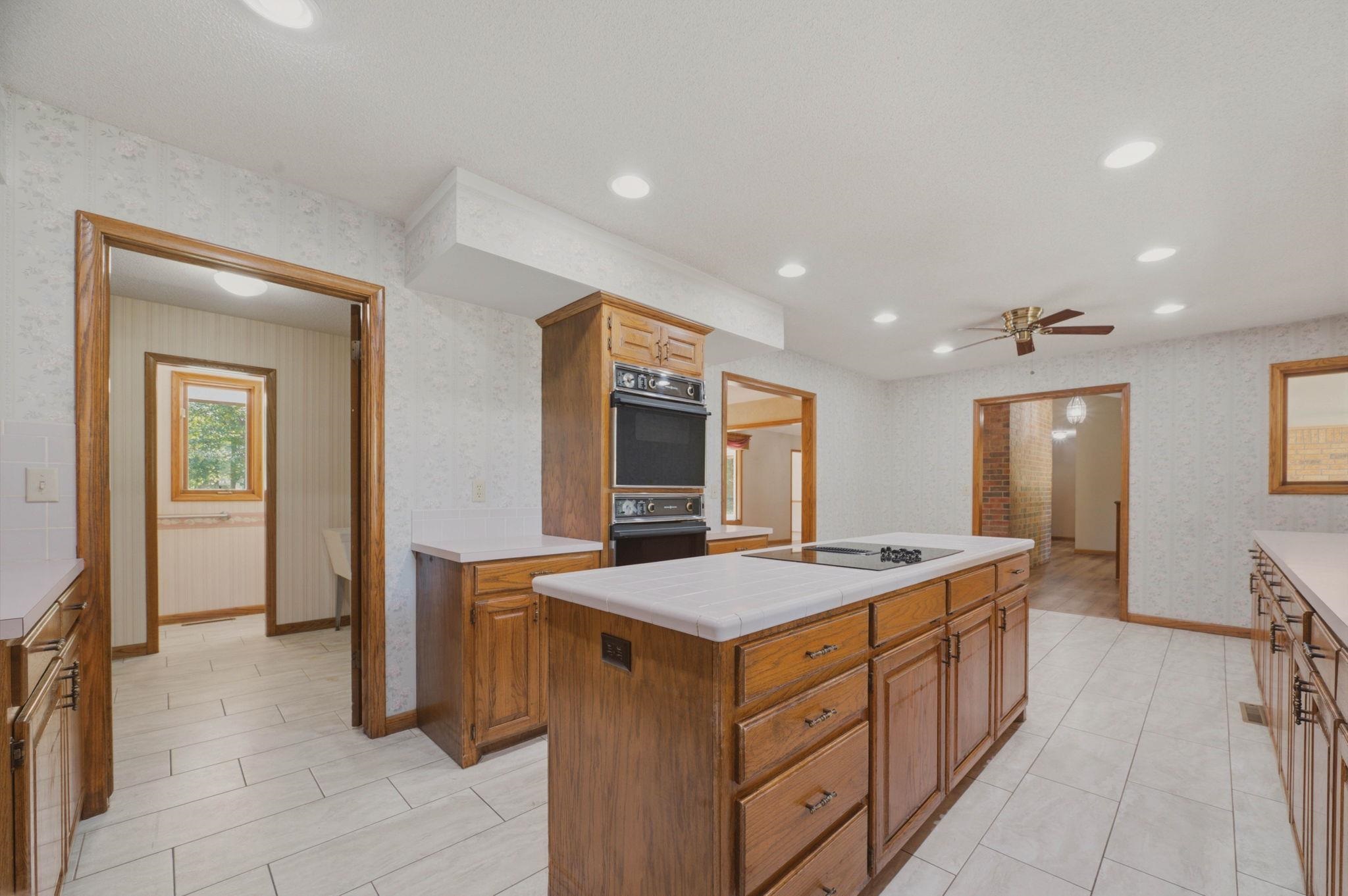 12401 W Eberly Ct. Property Photo 12