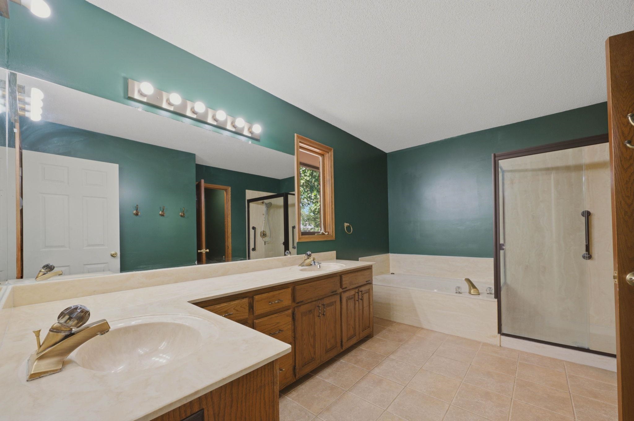 12401 W Eberly Ct. Property Photo 20