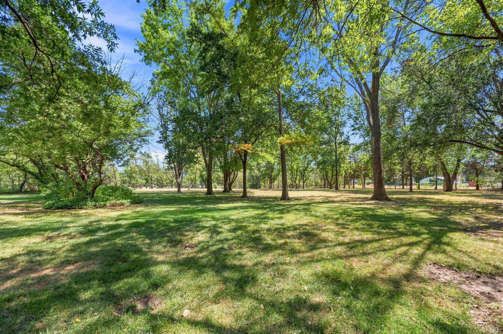 12401 W Eberly Ct. Property Photo 30