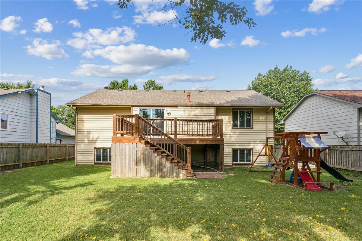 424 N Pine Grove Ct Property Photo 29