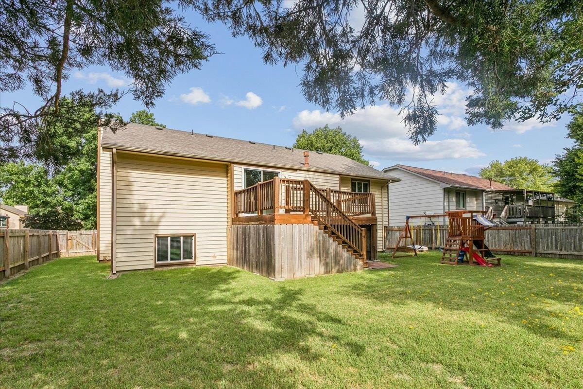 424 N Pine Grove Ct Property Photo 30
