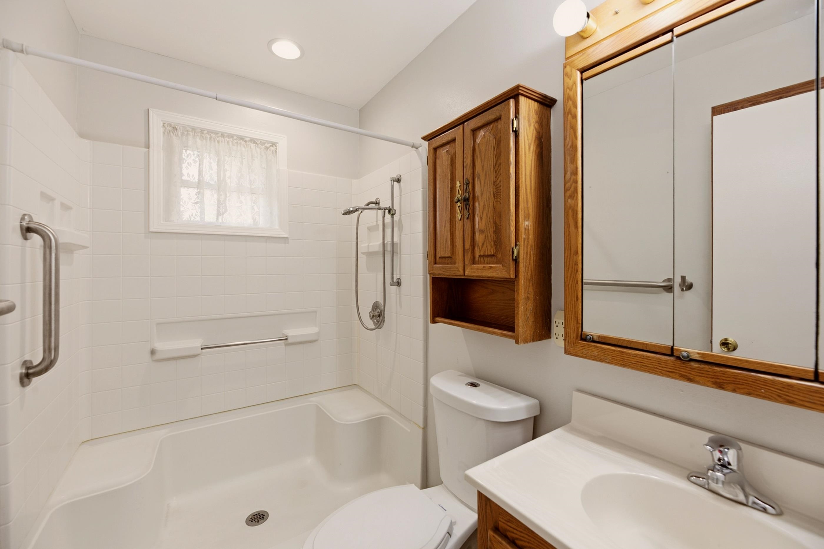 1711 James St Property Photo 3