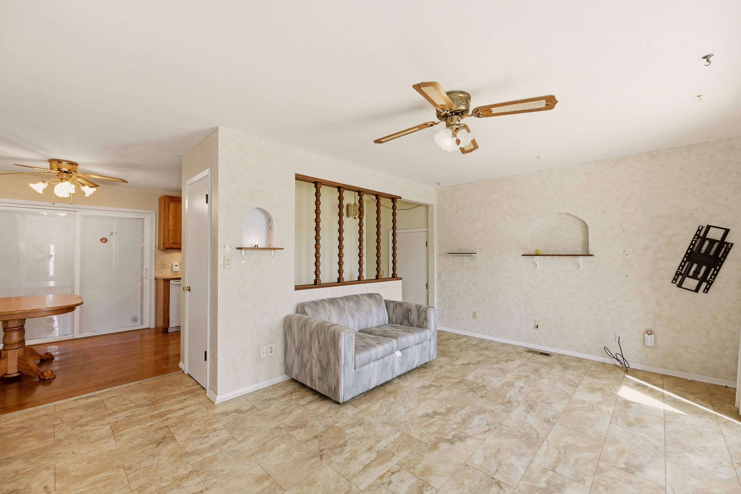 1711 James St Property Photo 9