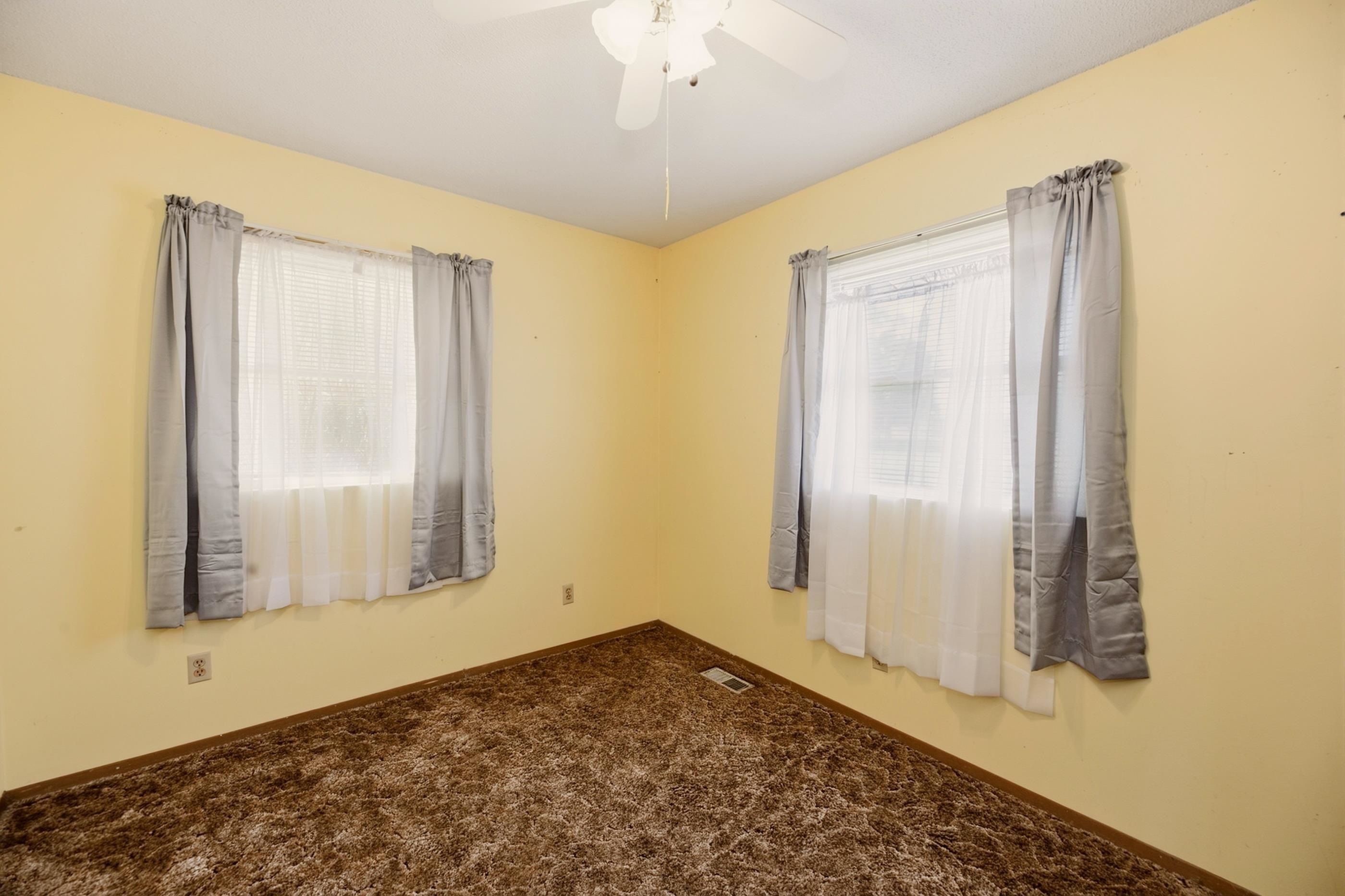 1711 James St Property Photo 11