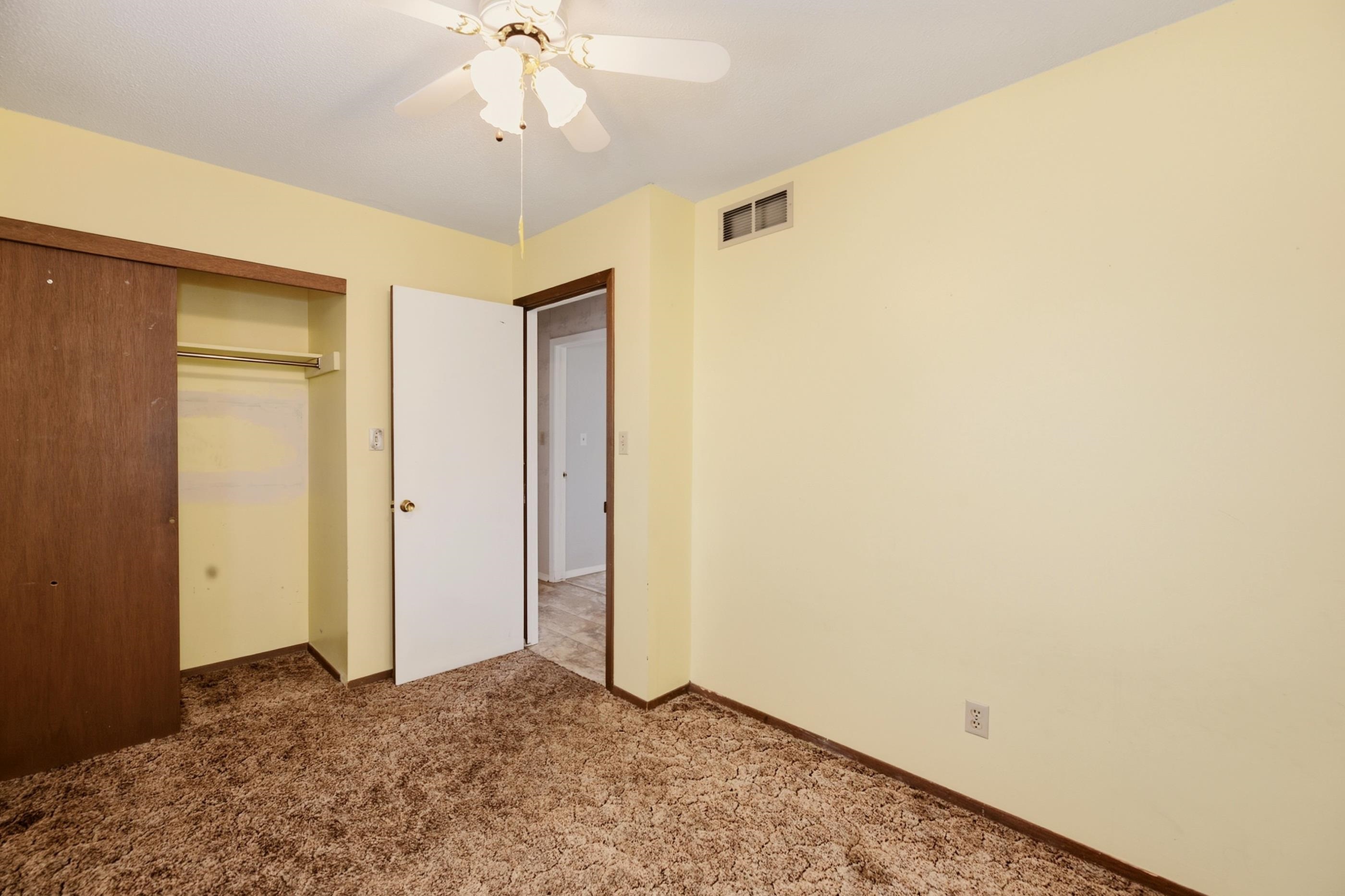 1711 James St Property Photo 12