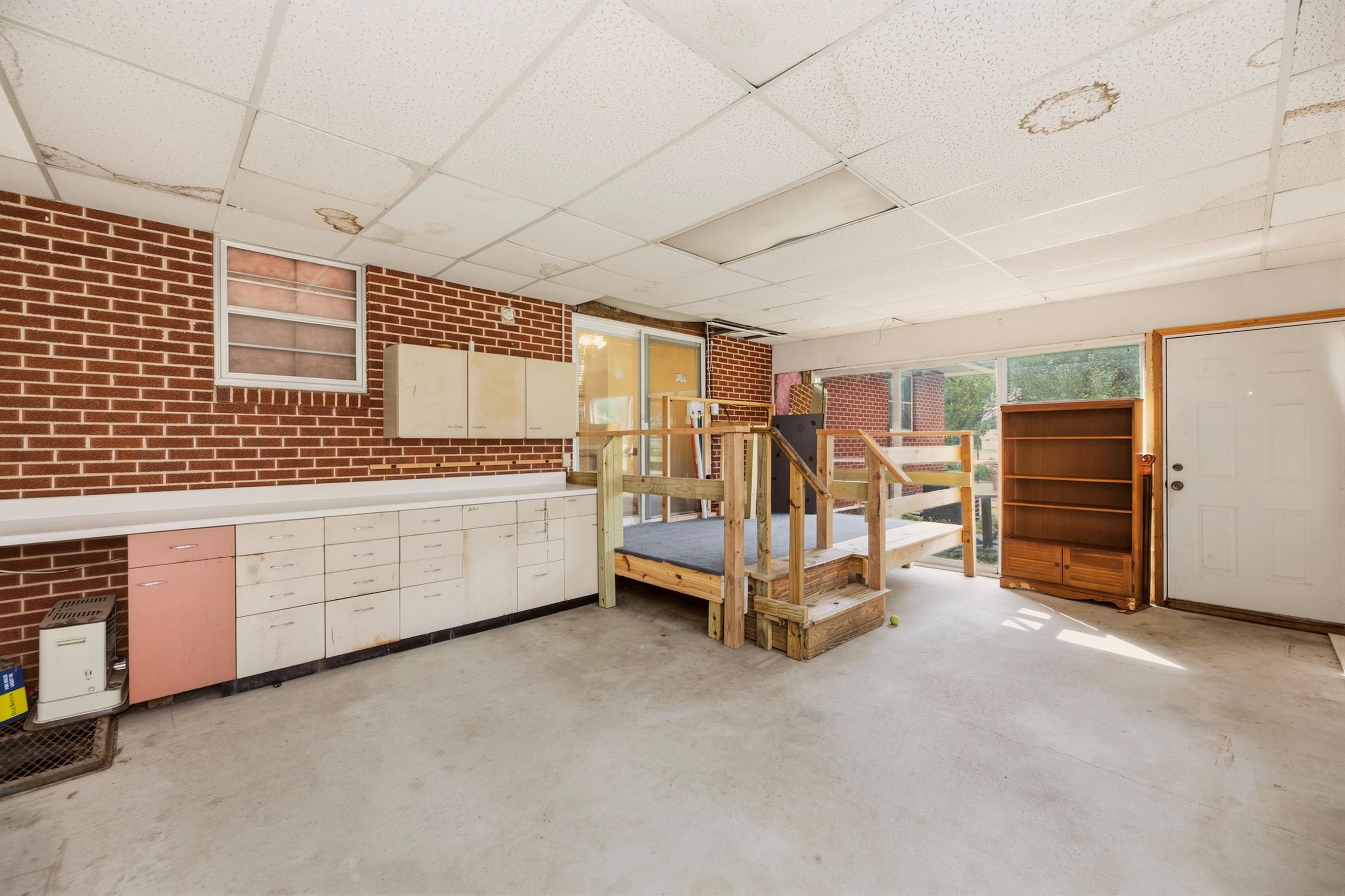 1711 James St Property Photo 19