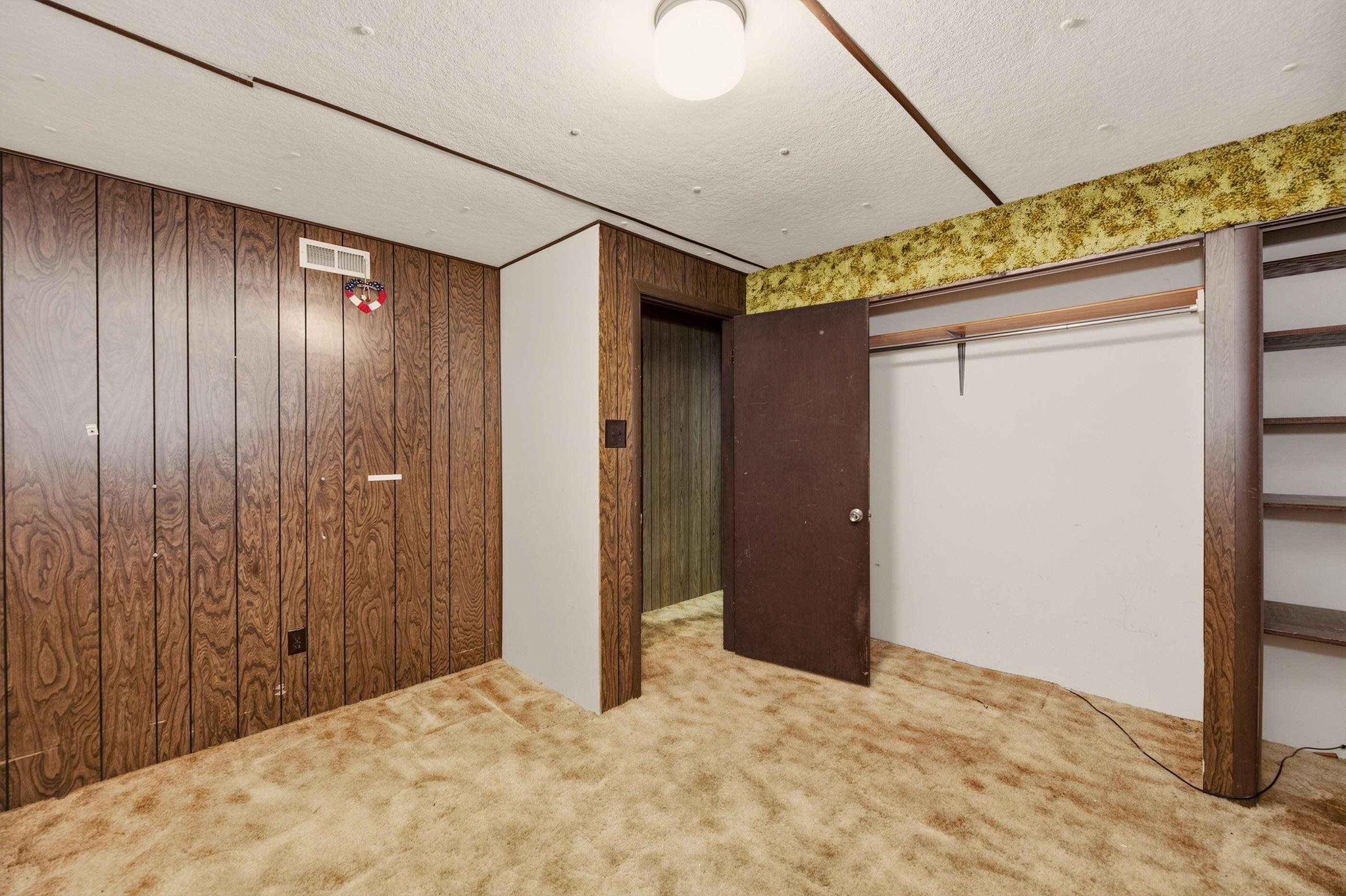1711 James St Property Photo 23