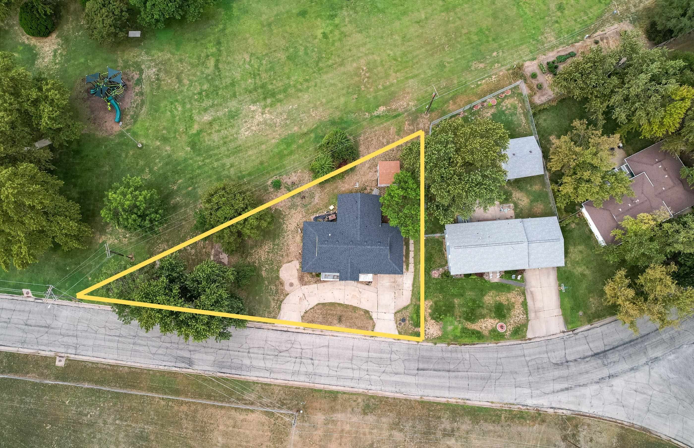 1711 James St Property Photo 32