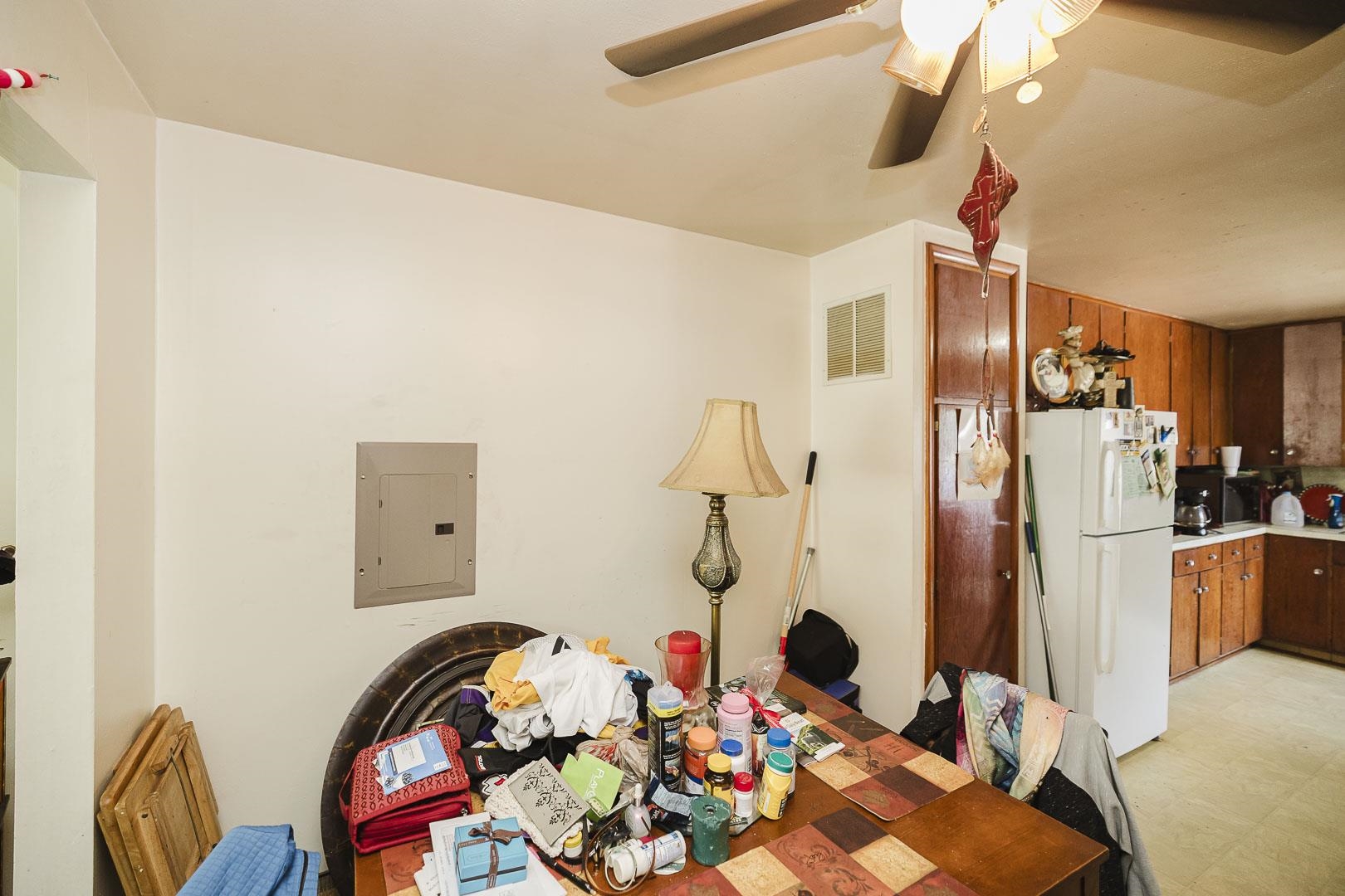 827 & 829 S Hillcrest Property Photo 5