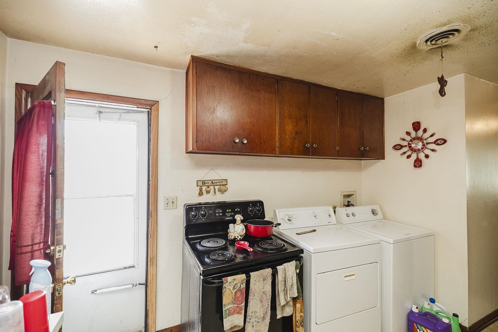 827 & 829 S Hillcrest Property Photo 8
