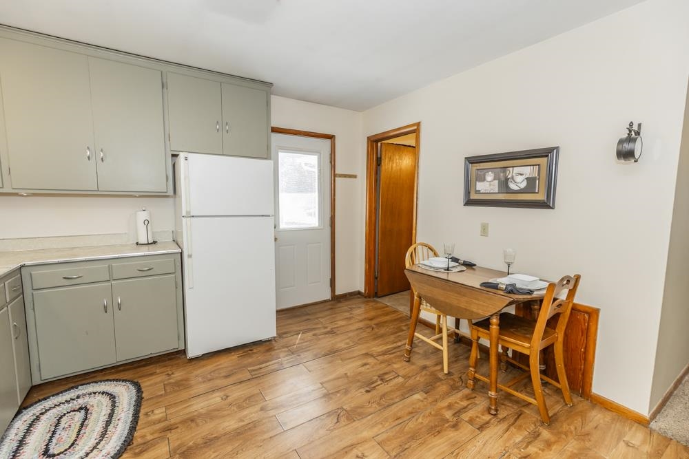 143 S 11th Property Photo 16