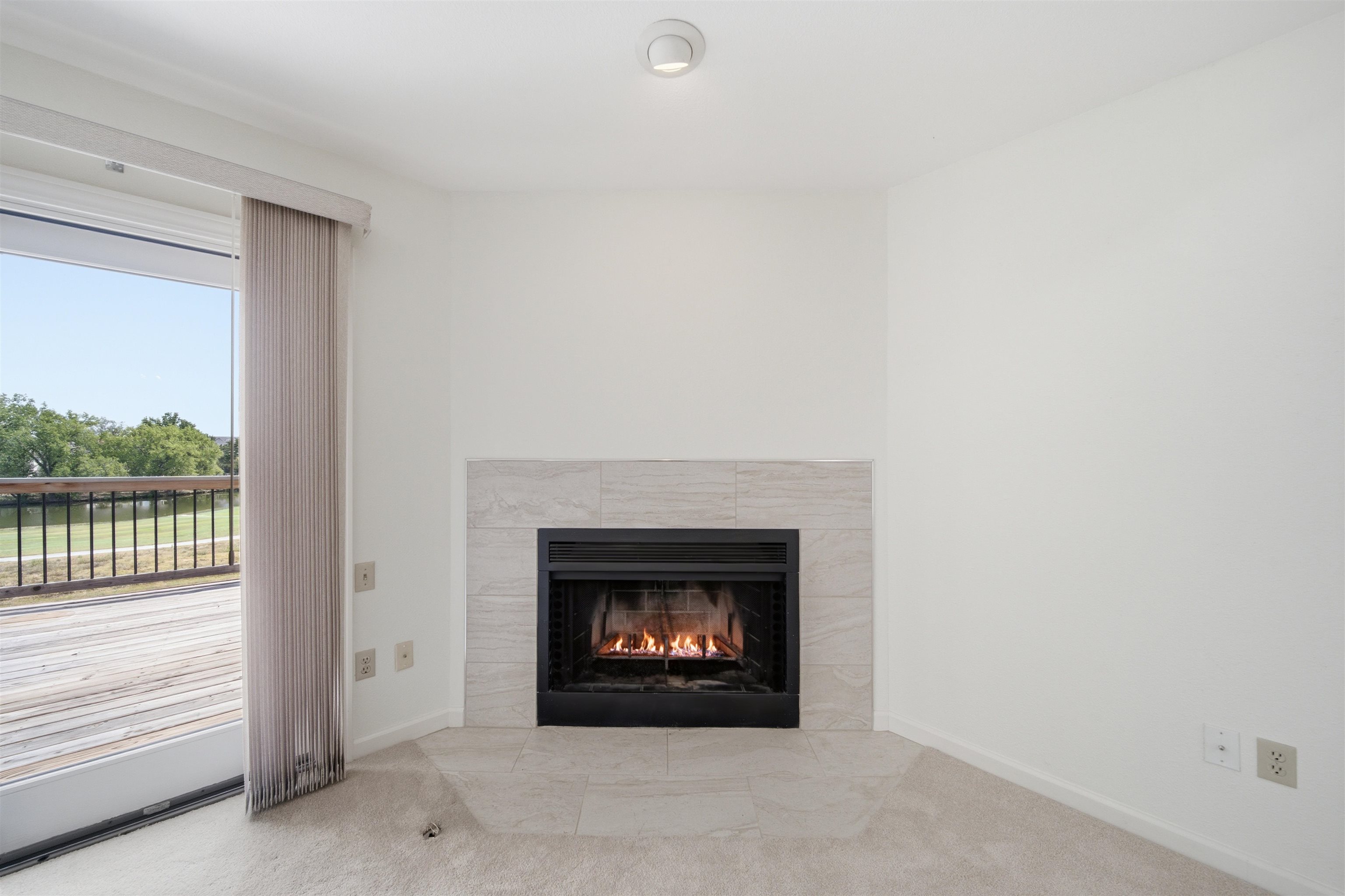 2614 N Executive Way Property Photo 6