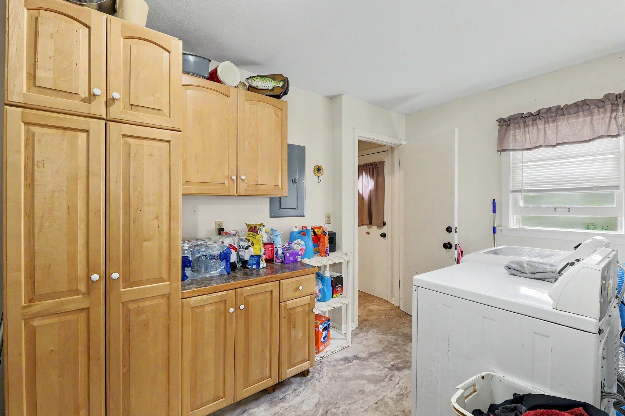 3421 & 3423 E Penley Dr Property Photo 10