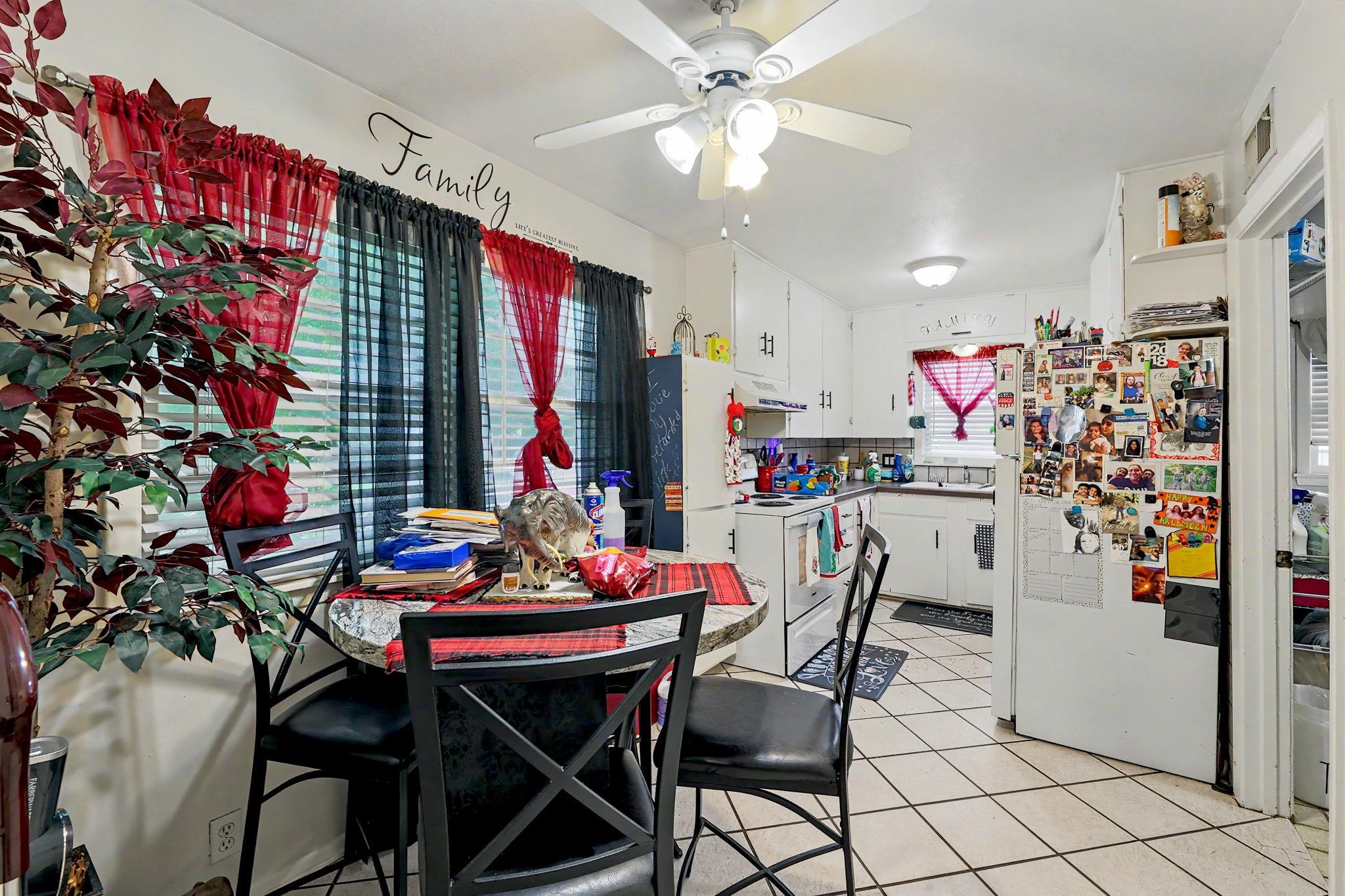 3421 & 3423 E Penley Dr Property Photo 26