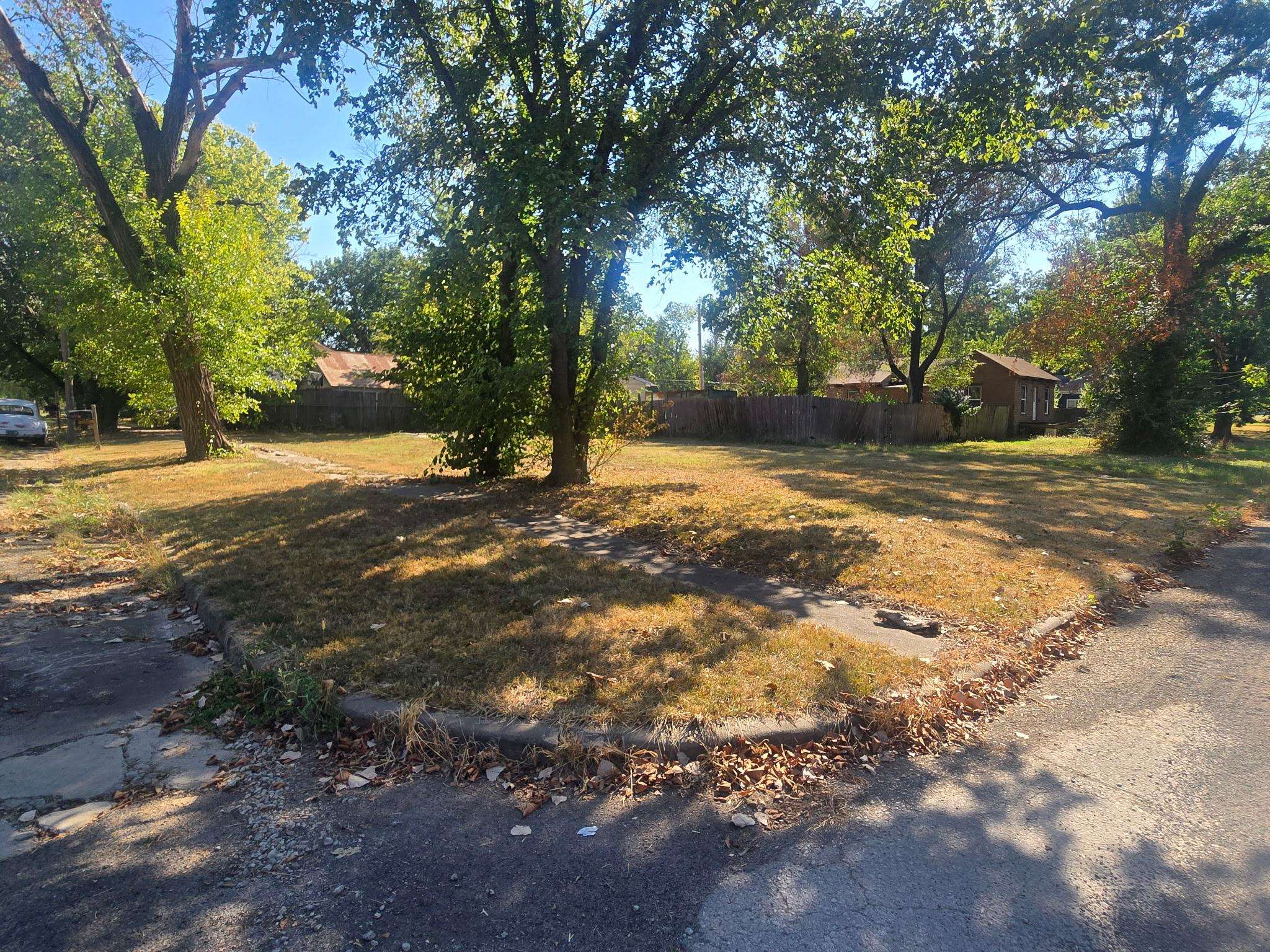 1700 Gabriel Ave Property Photo 2