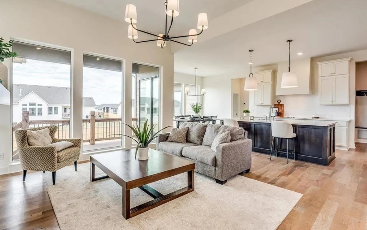 113 N Ciderbluff St Property Photo 5