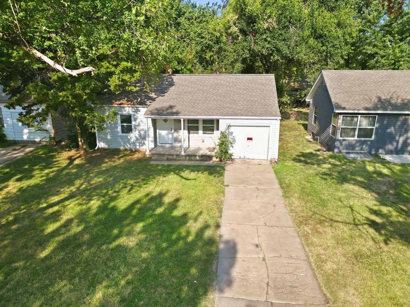 1127 S Minnesota Property Photo 2