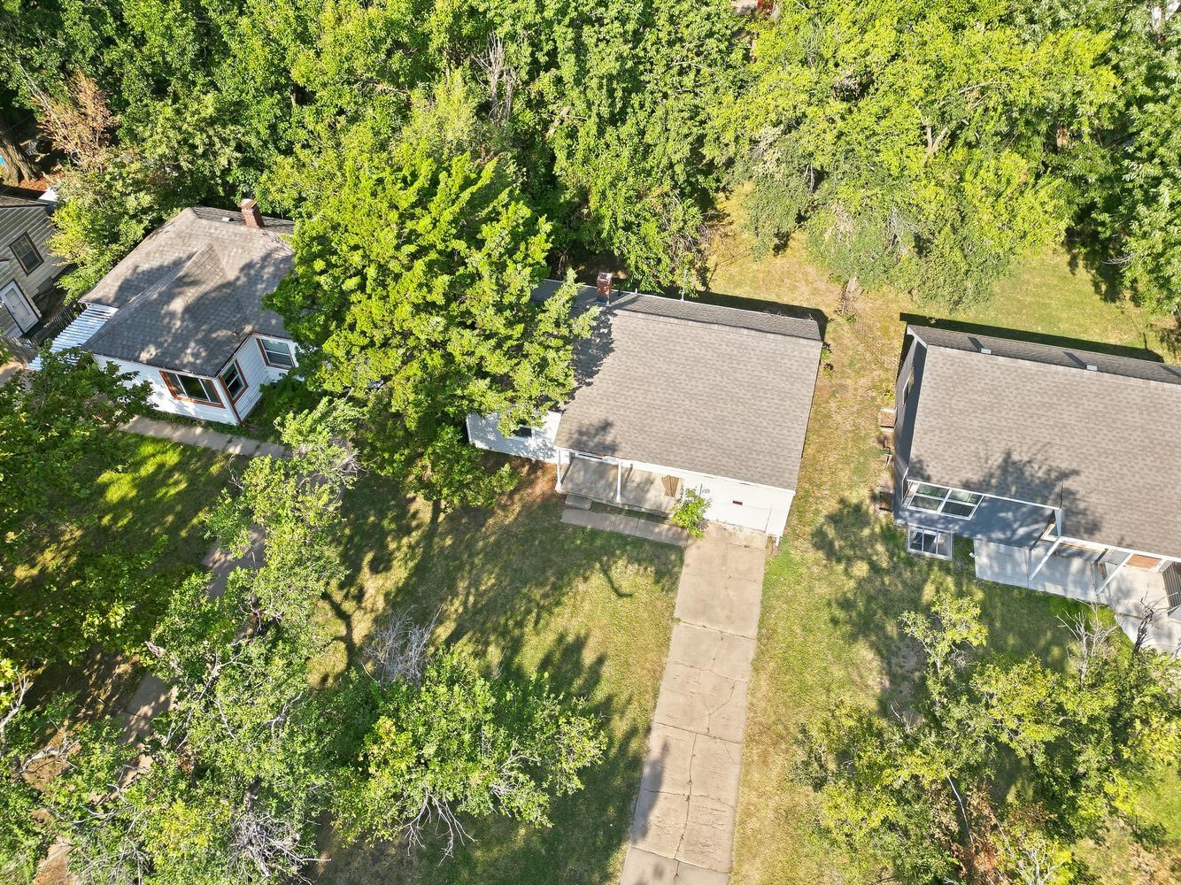 1127 S Minnesota Property Photo 3