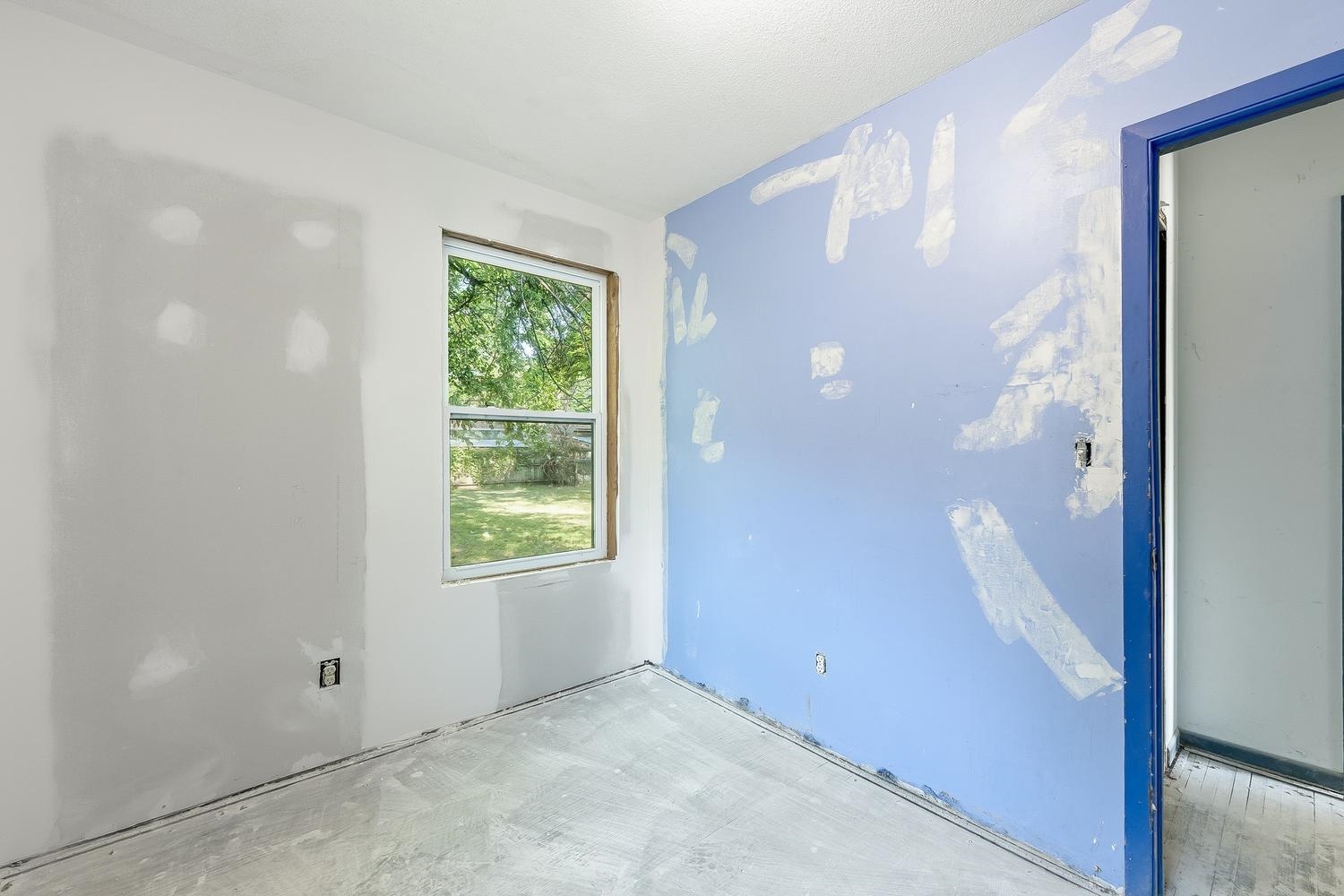 1127 S Minnesota Property Photo 15