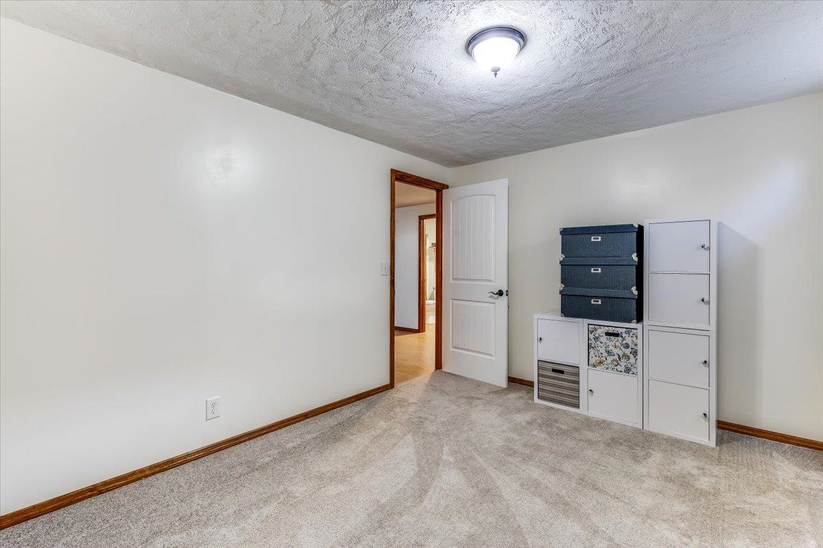 1201 N Beau Jardin Property Photo 27