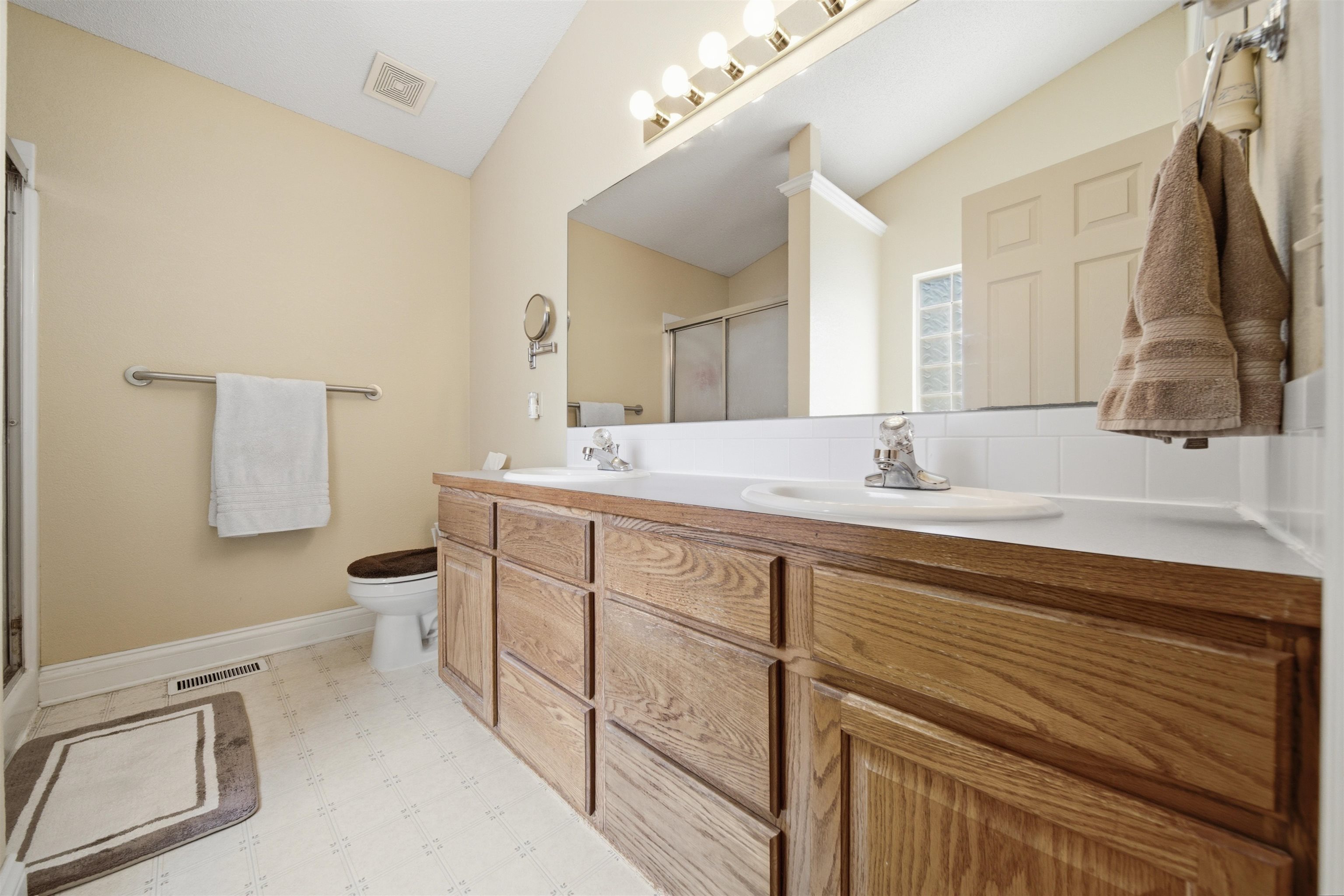 3105 N Susan St Property Photo 15