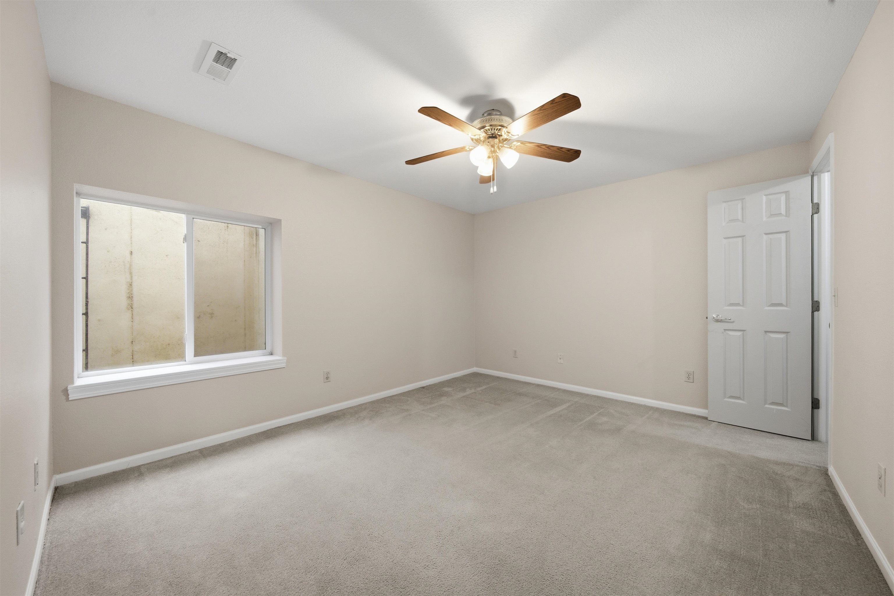 3105 N Susan St Property Photo 25