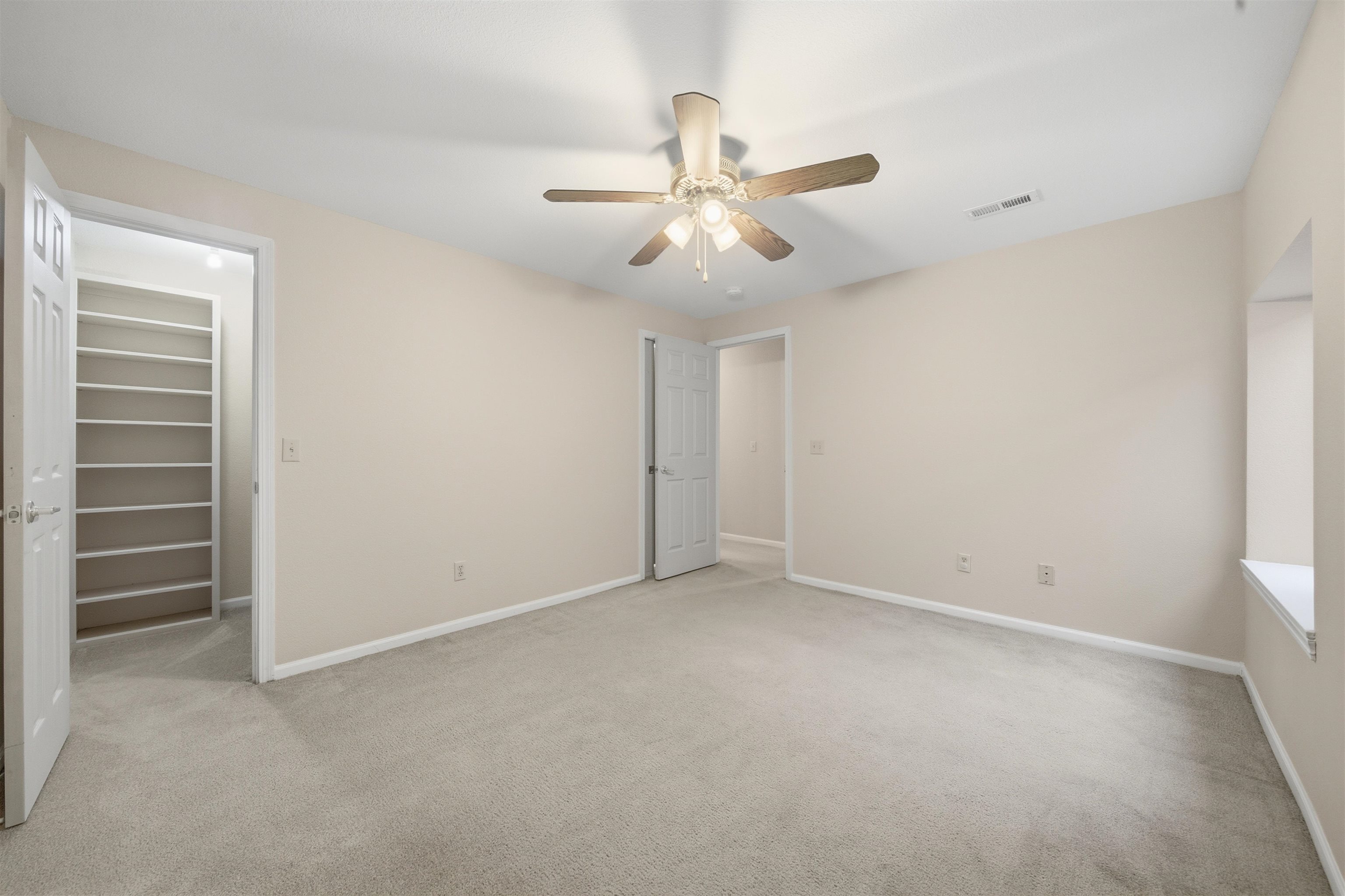 3105 N Susan St Property Photo 27