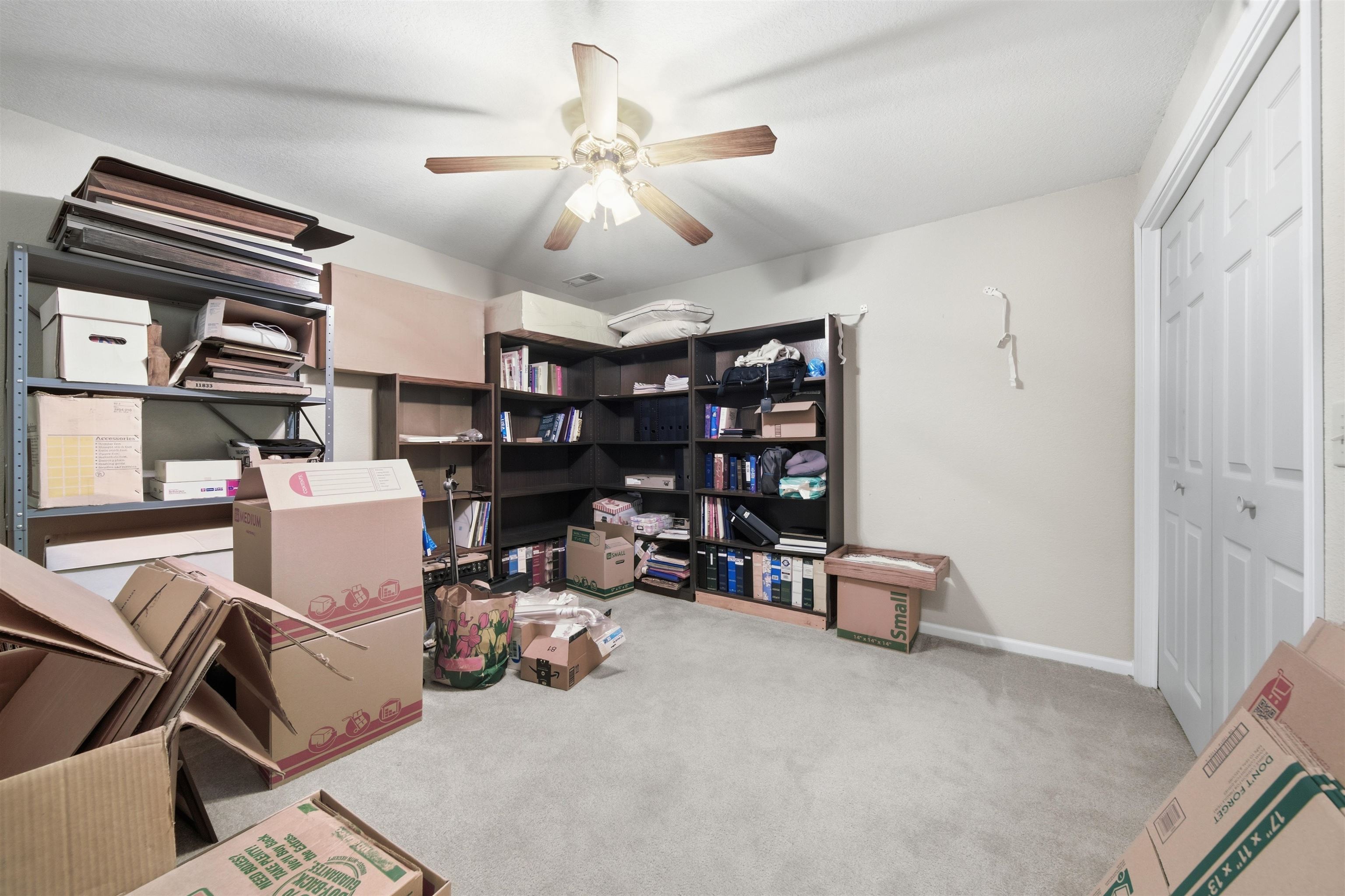 3105 N Susan St Property Photo 28