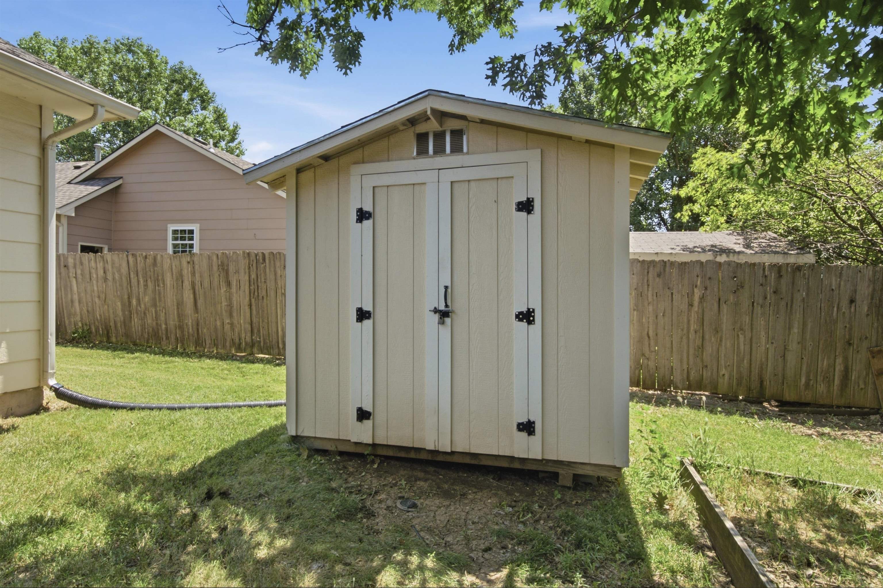 3105 N Susan St Property Photo 33