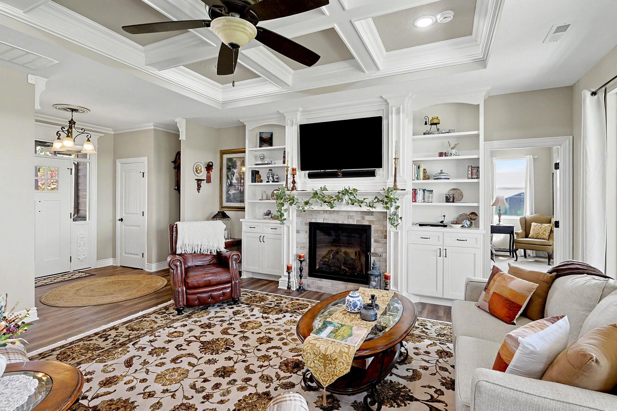 10609 W Graber Property Photo 7