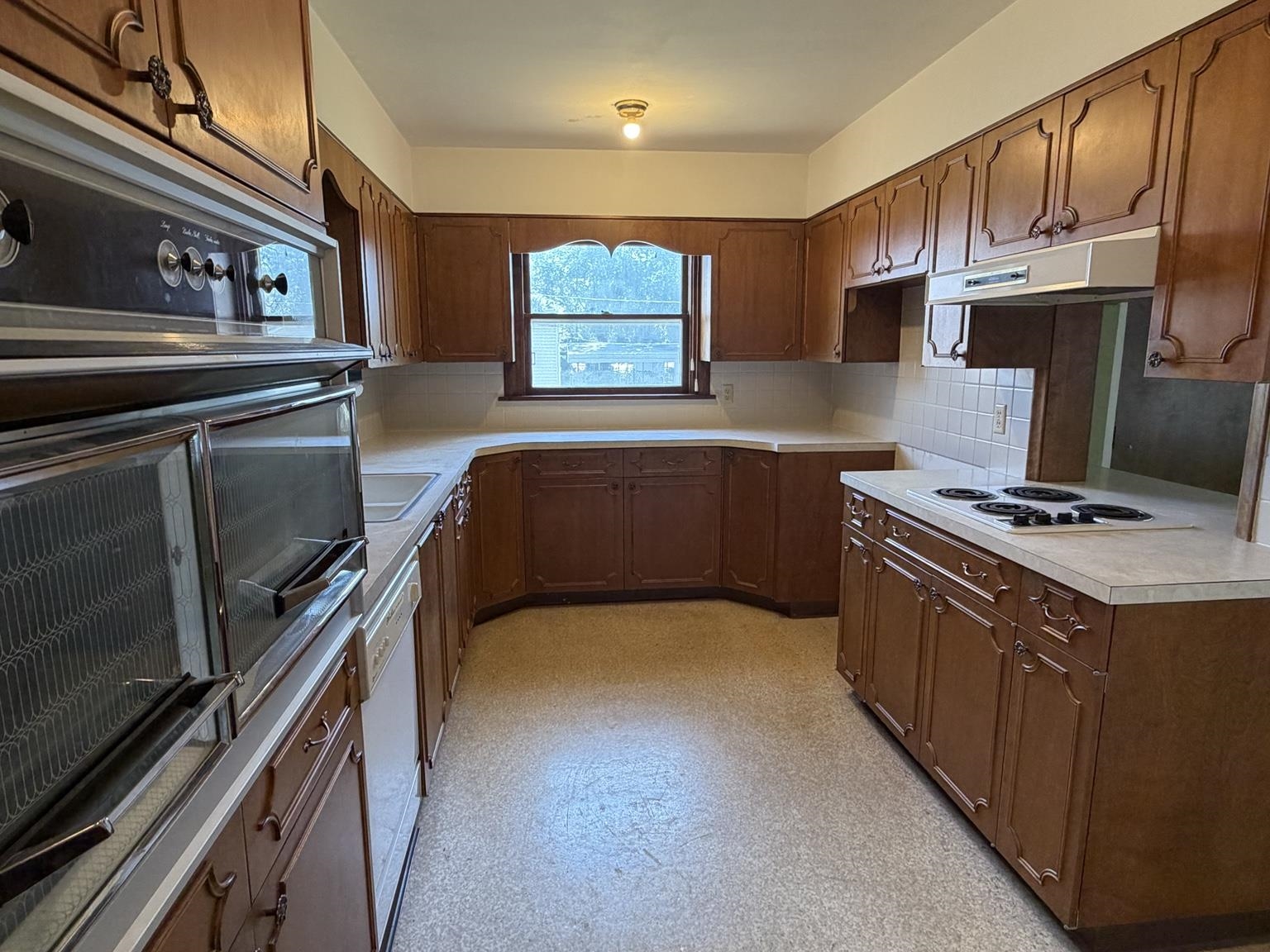 507 S B St Property Photo 8