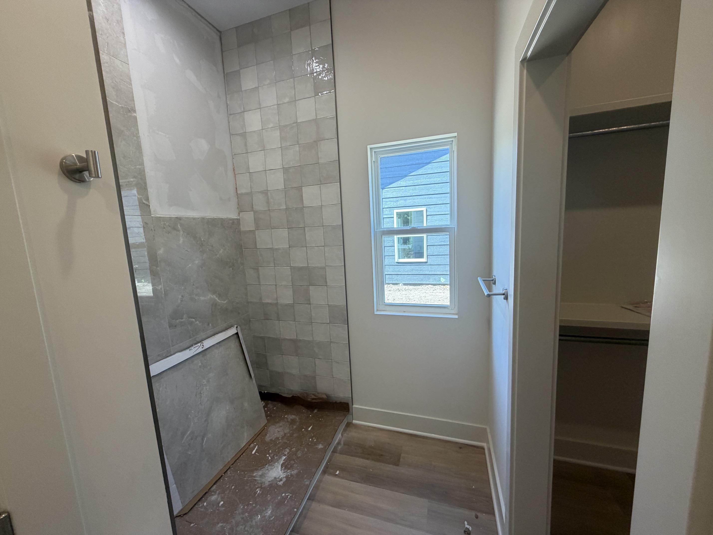 701 N Wheatland Ct Property Photo 11