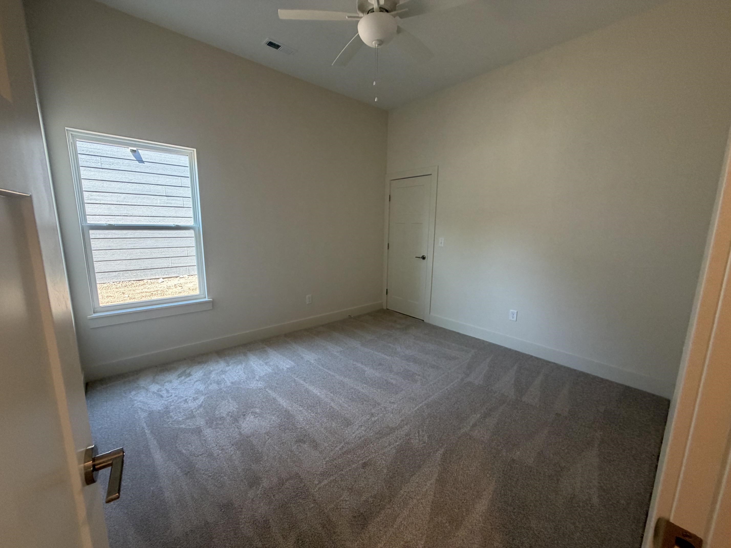 701 N Wheatland Ct Property Photo 15
