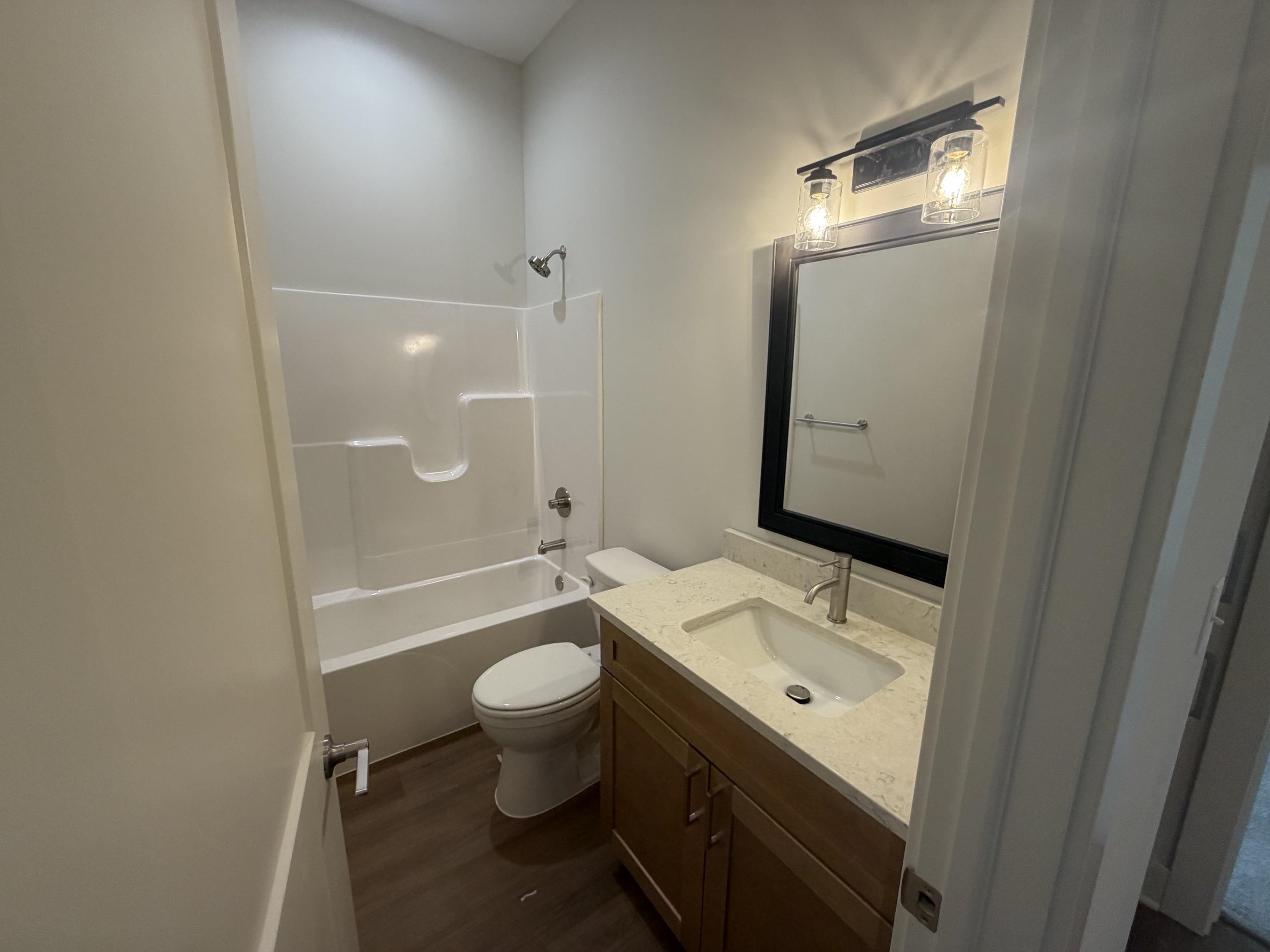 705 N Wheatland Ct Property Photo 10