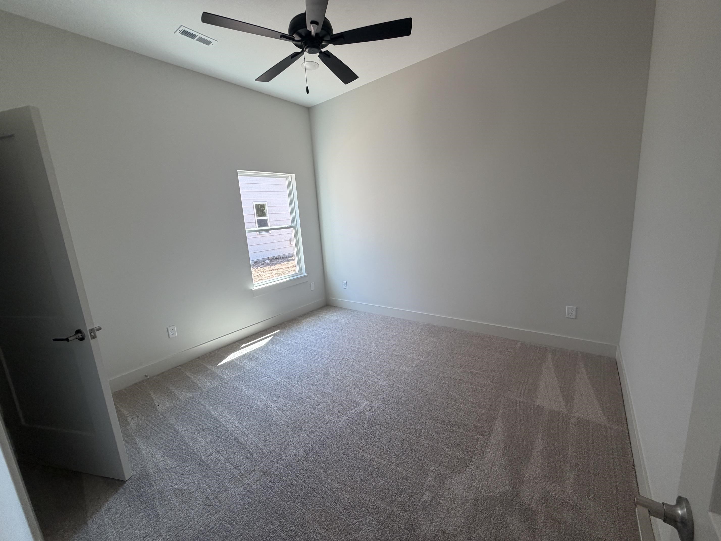 705 N Wheatland Ct Property Photo 11