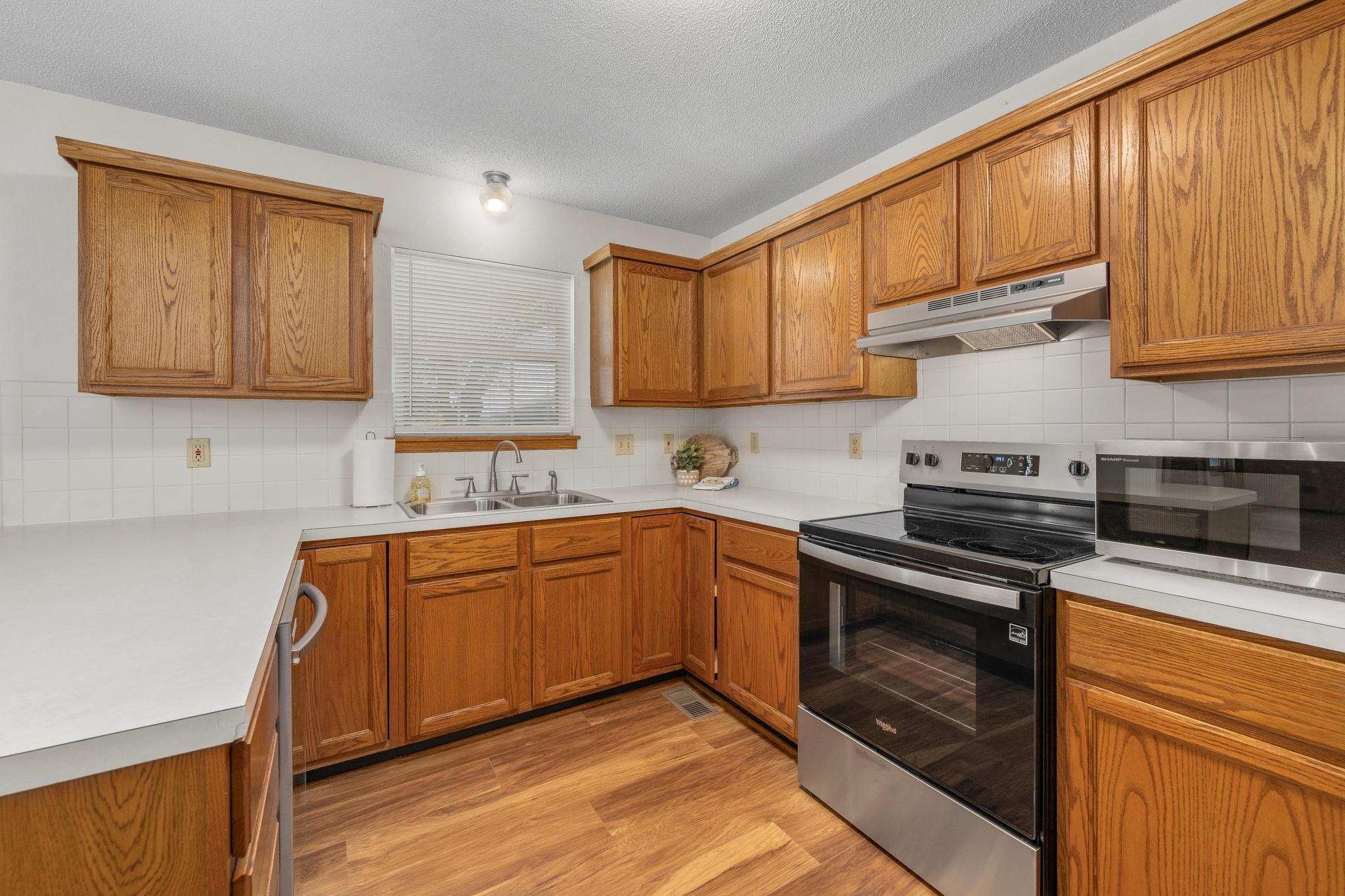 1411 N Fortner Rd Property Photo 11