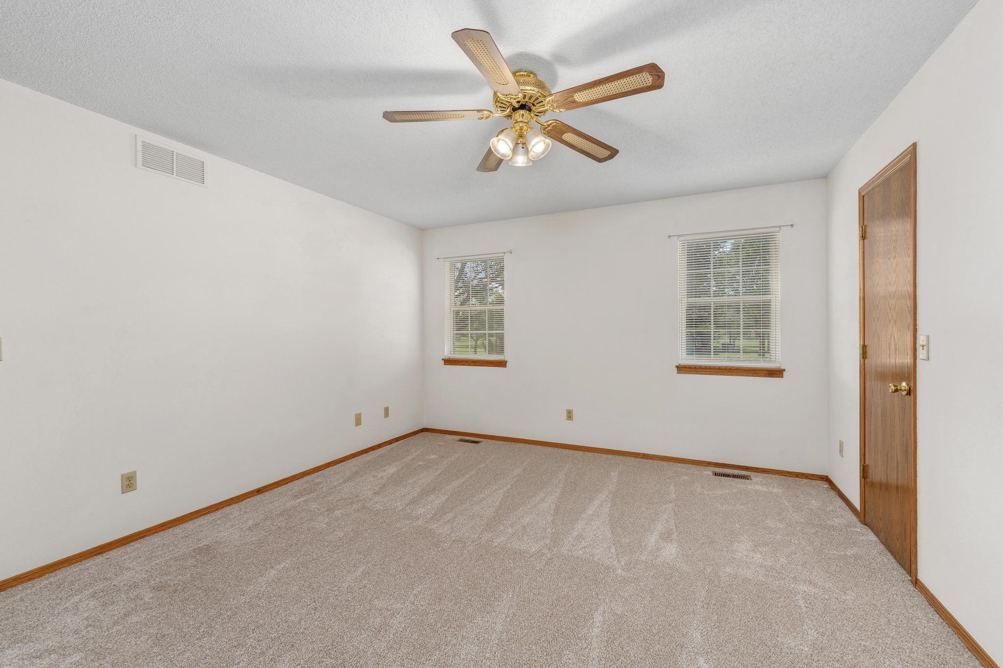 1411 N Fortner Rd Property Photo 14