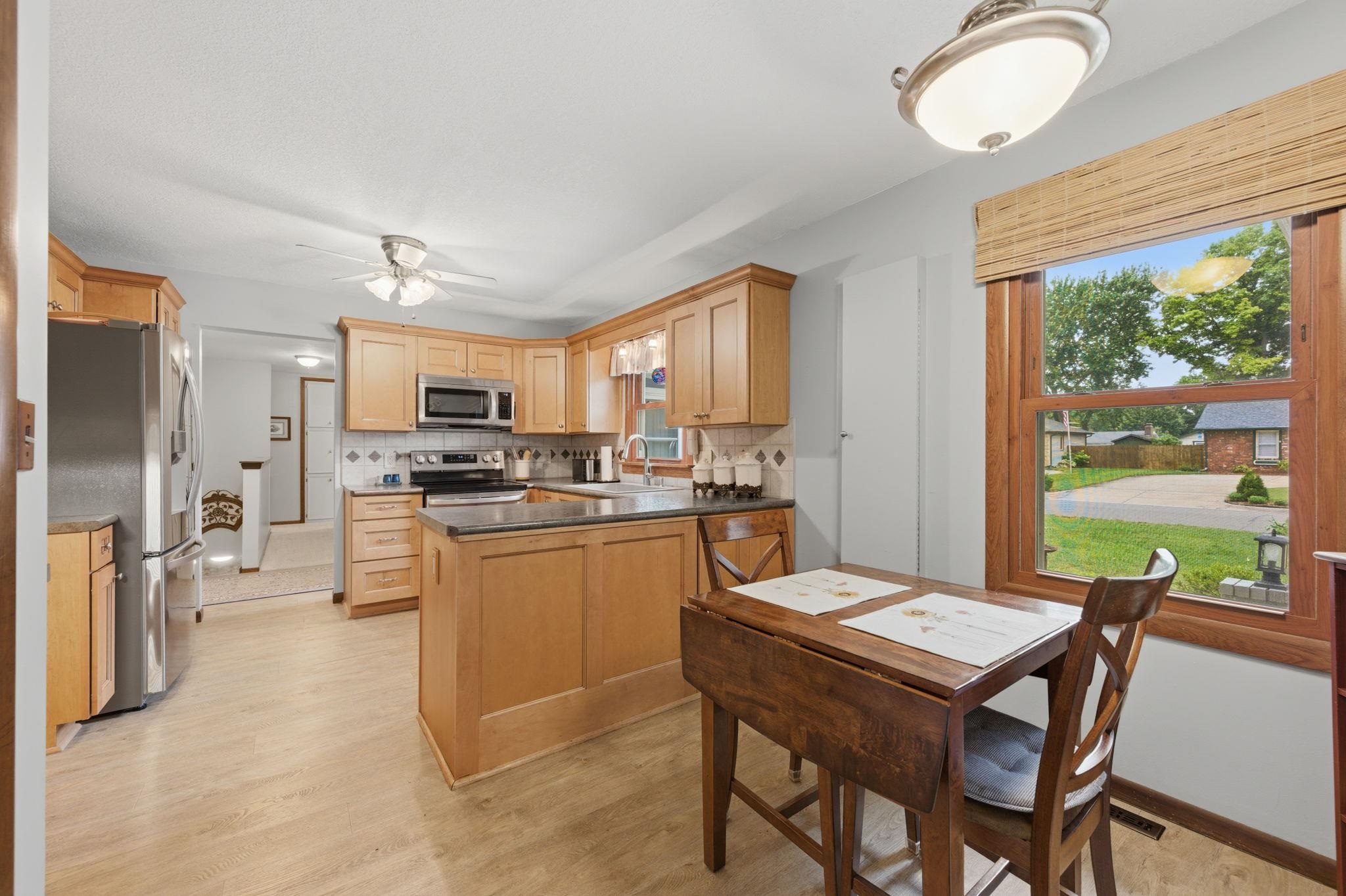 1326 N Chipper Property Photo 11