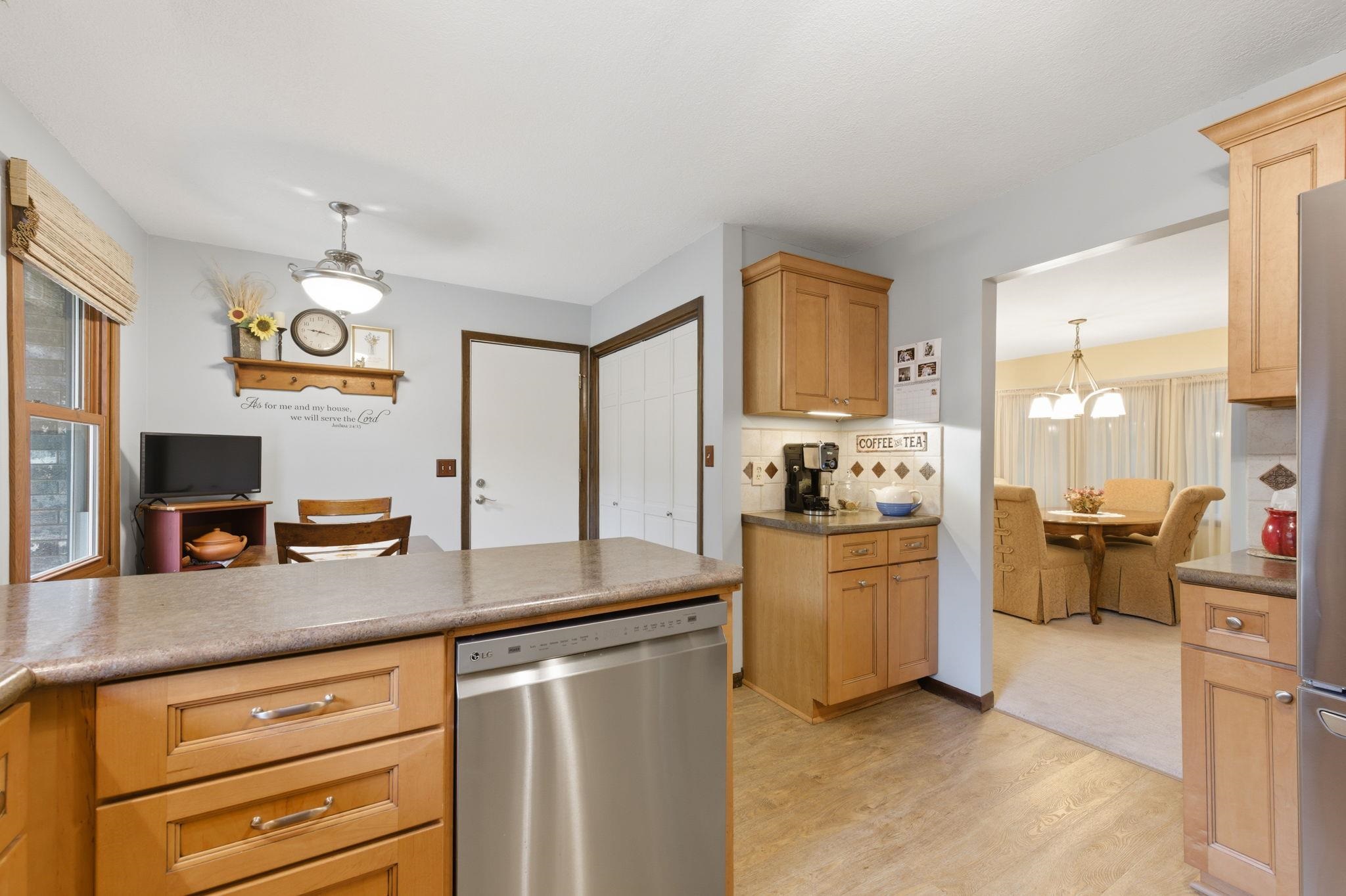 1326 N Chipper Property Photo 16