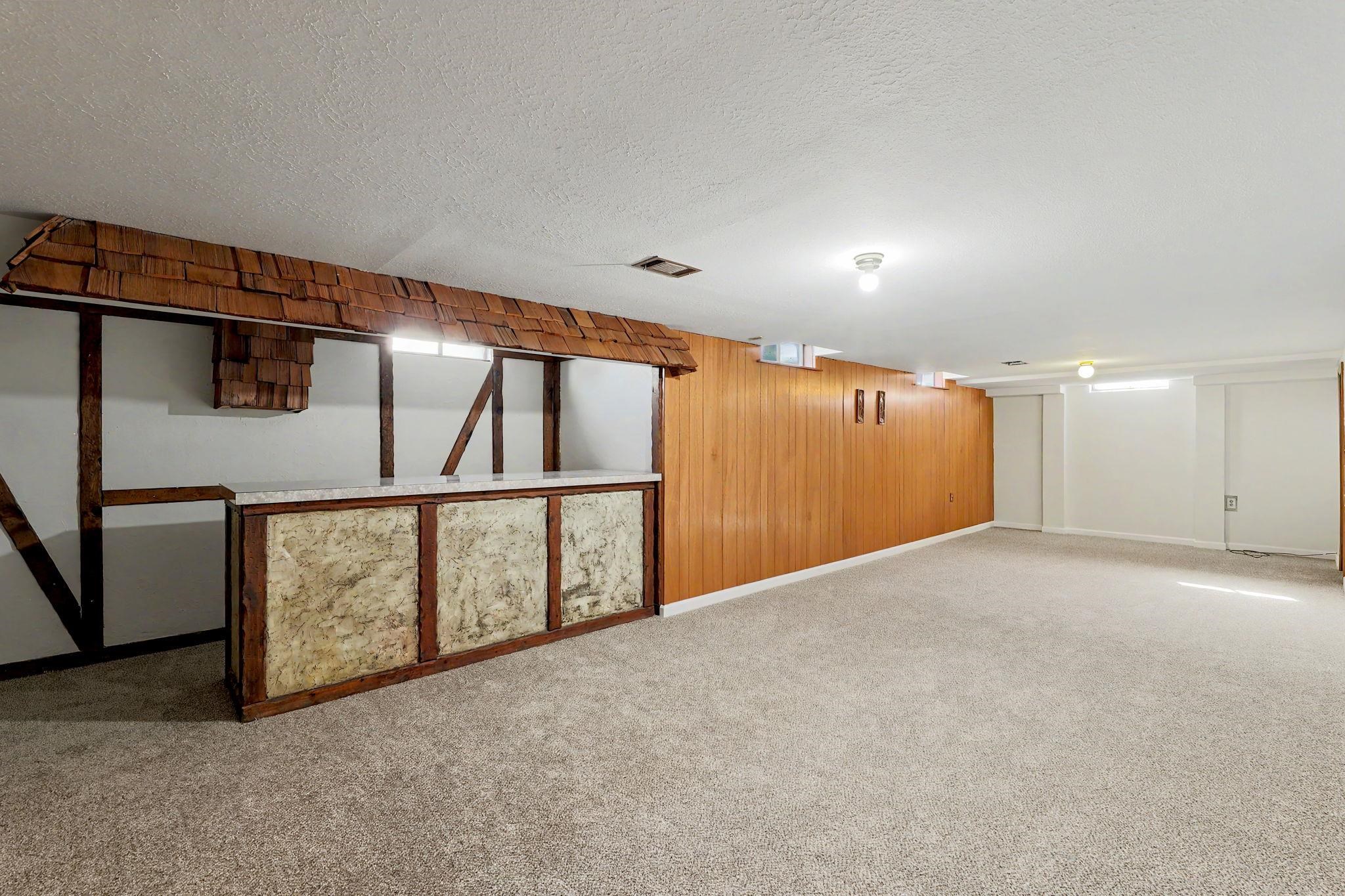 1946 W Greenfield St Property Photo 25