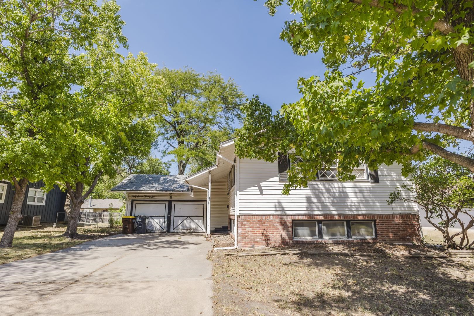 5726 Hanover St. Property Photo 3